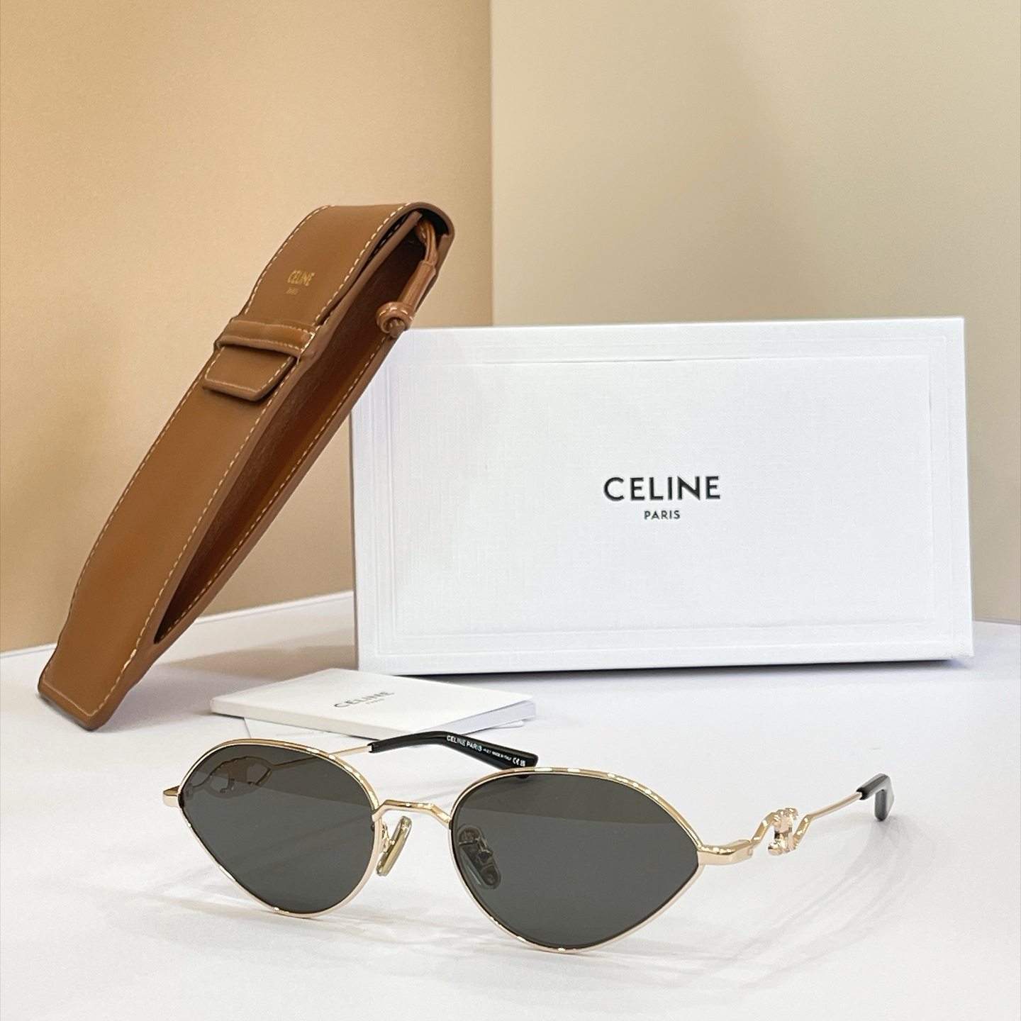 CELINE Sunglasses - CL40354