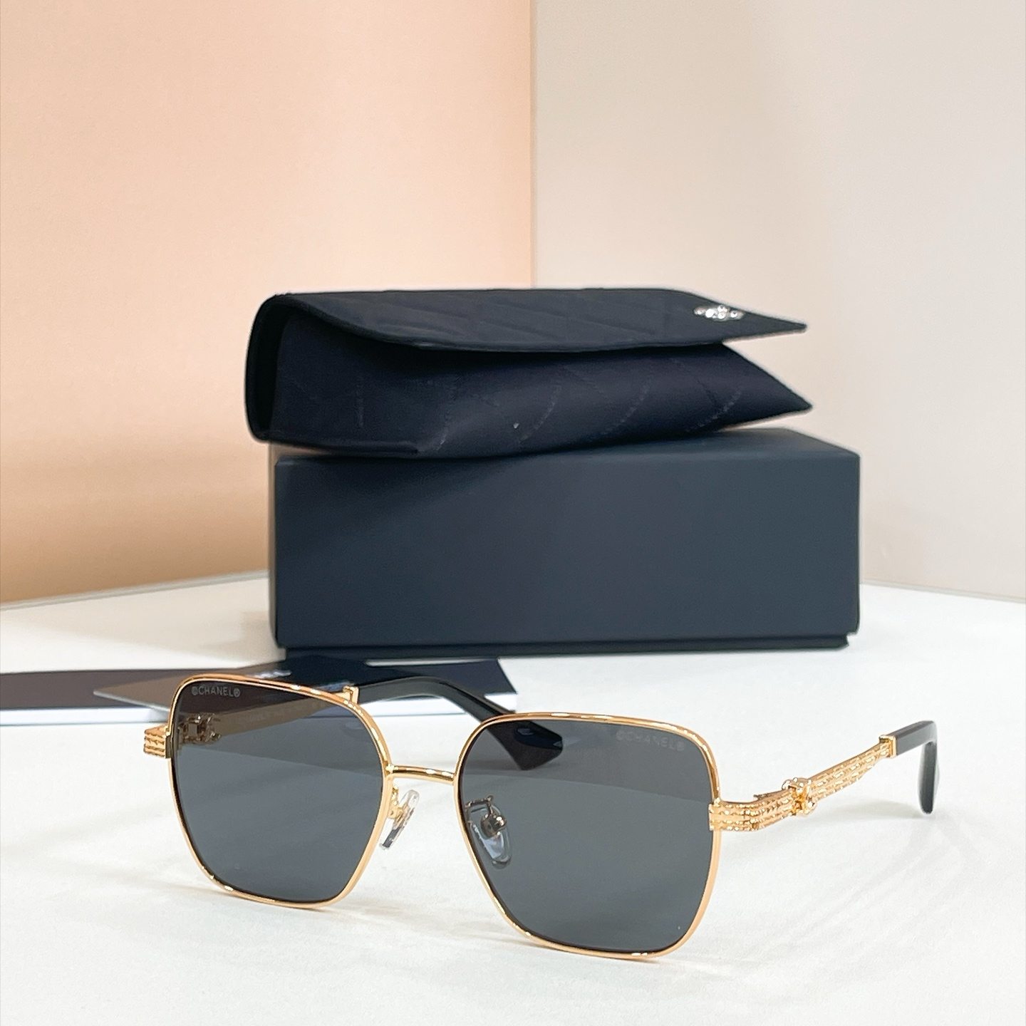 CHANEL Sunglasses - CH2230