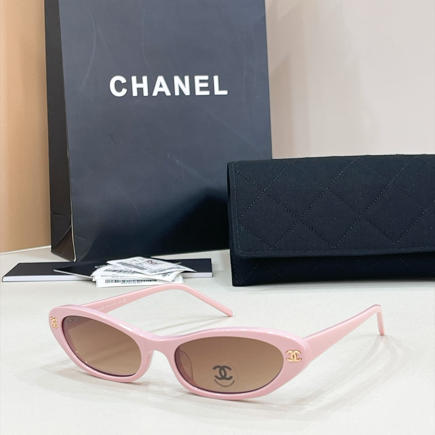 CHANEL Sunglasses - CH3025