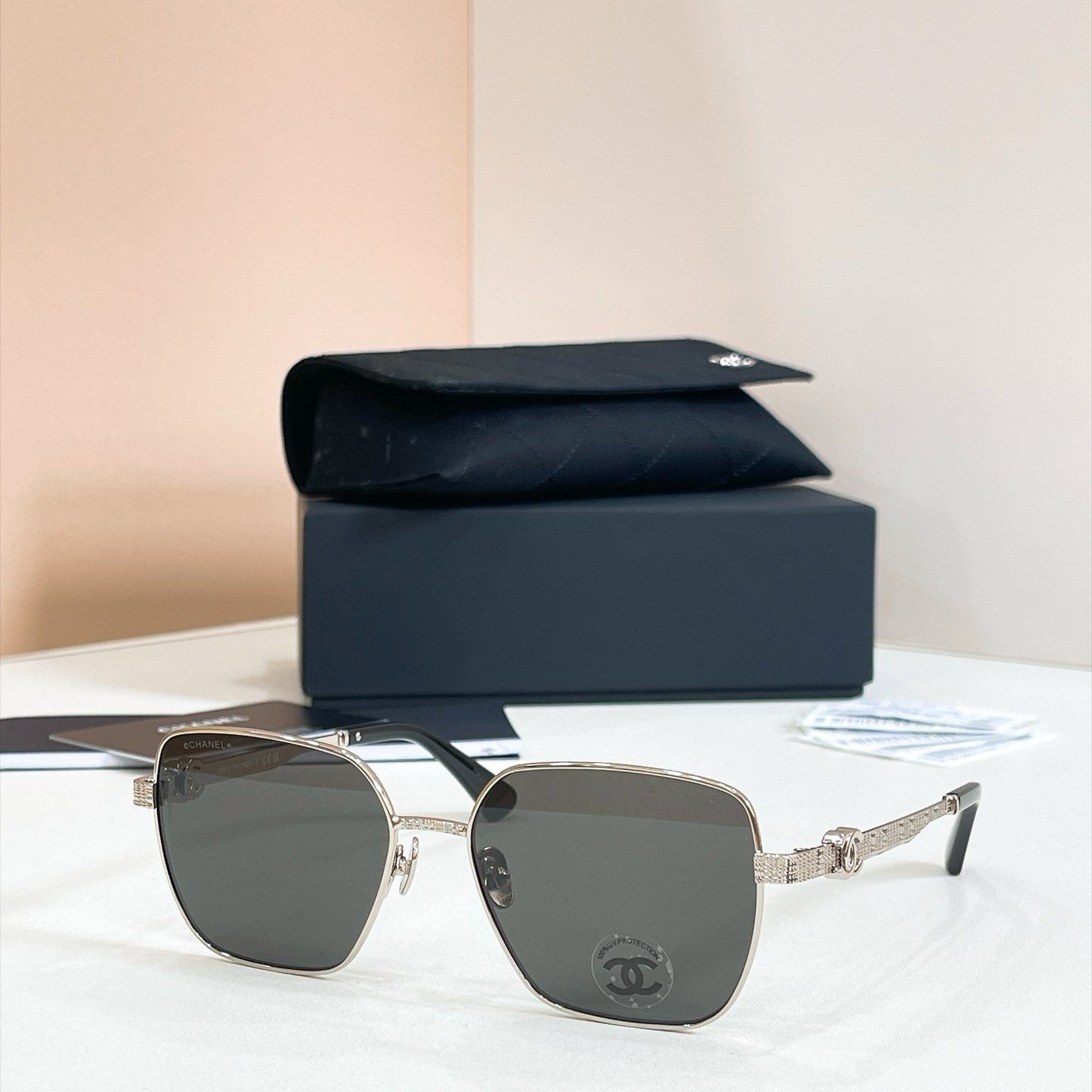 CHANEL Sunglasses - CH2230