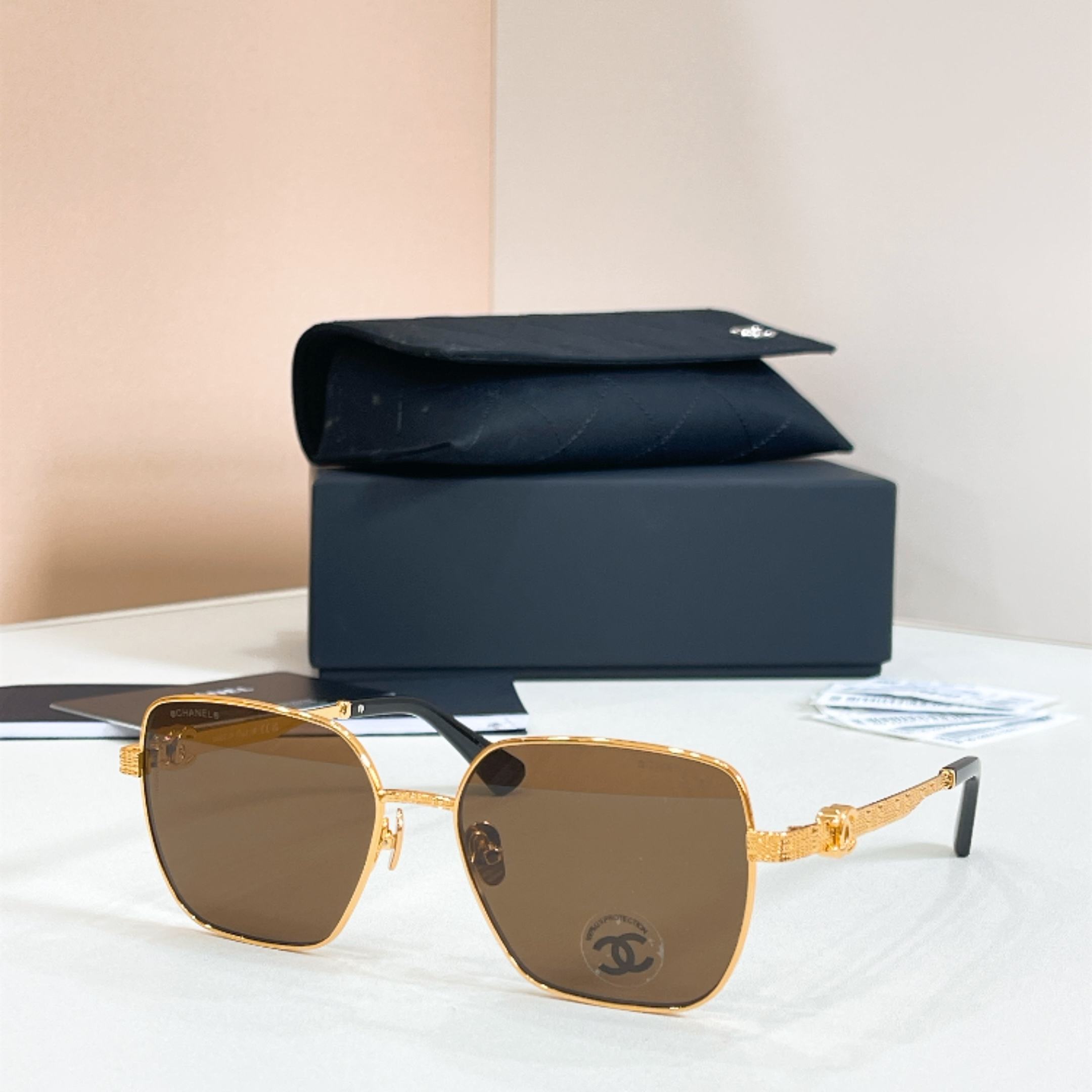 CHANEL Sunglasses - CH2230