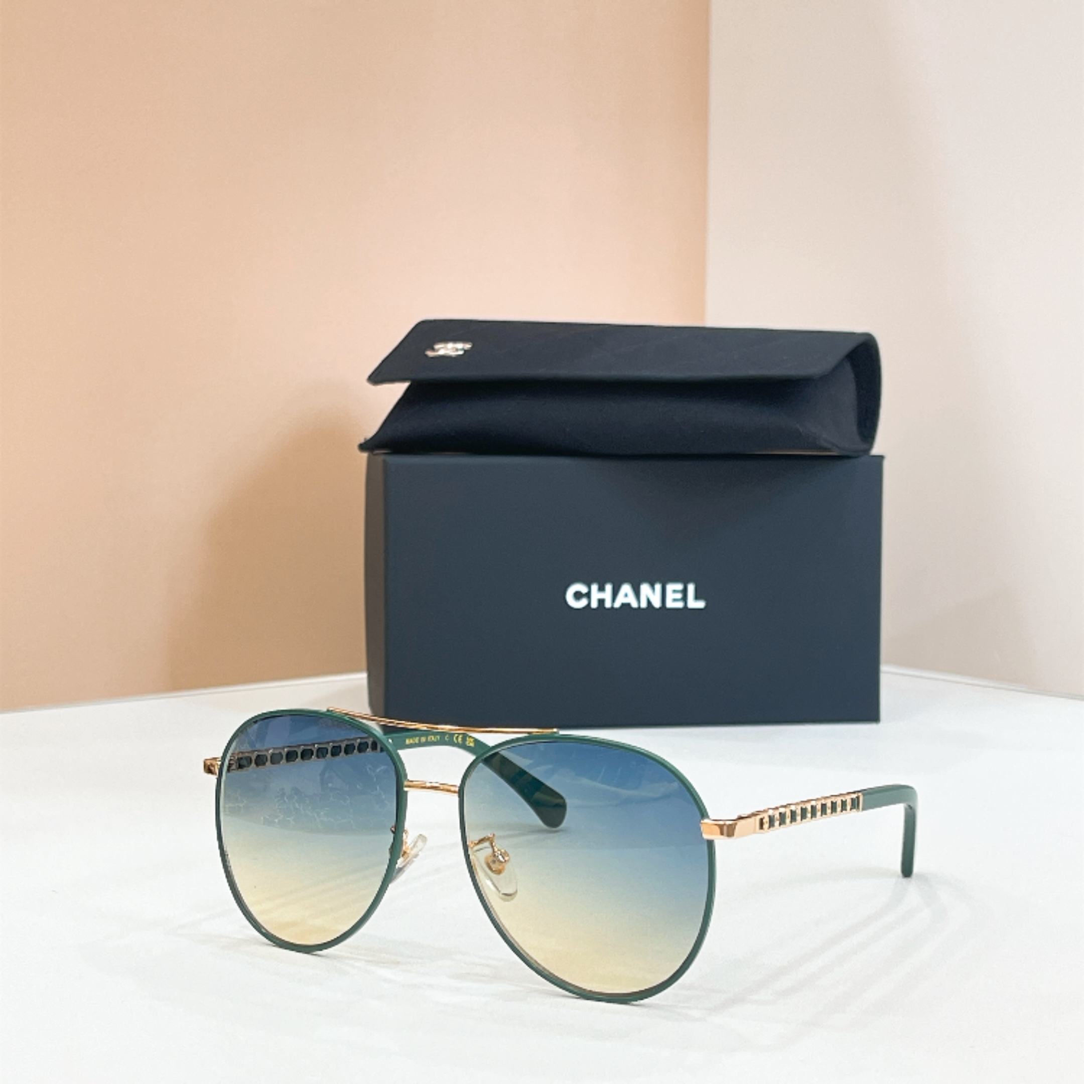 CHANEL Sunglasses - CH5561Q