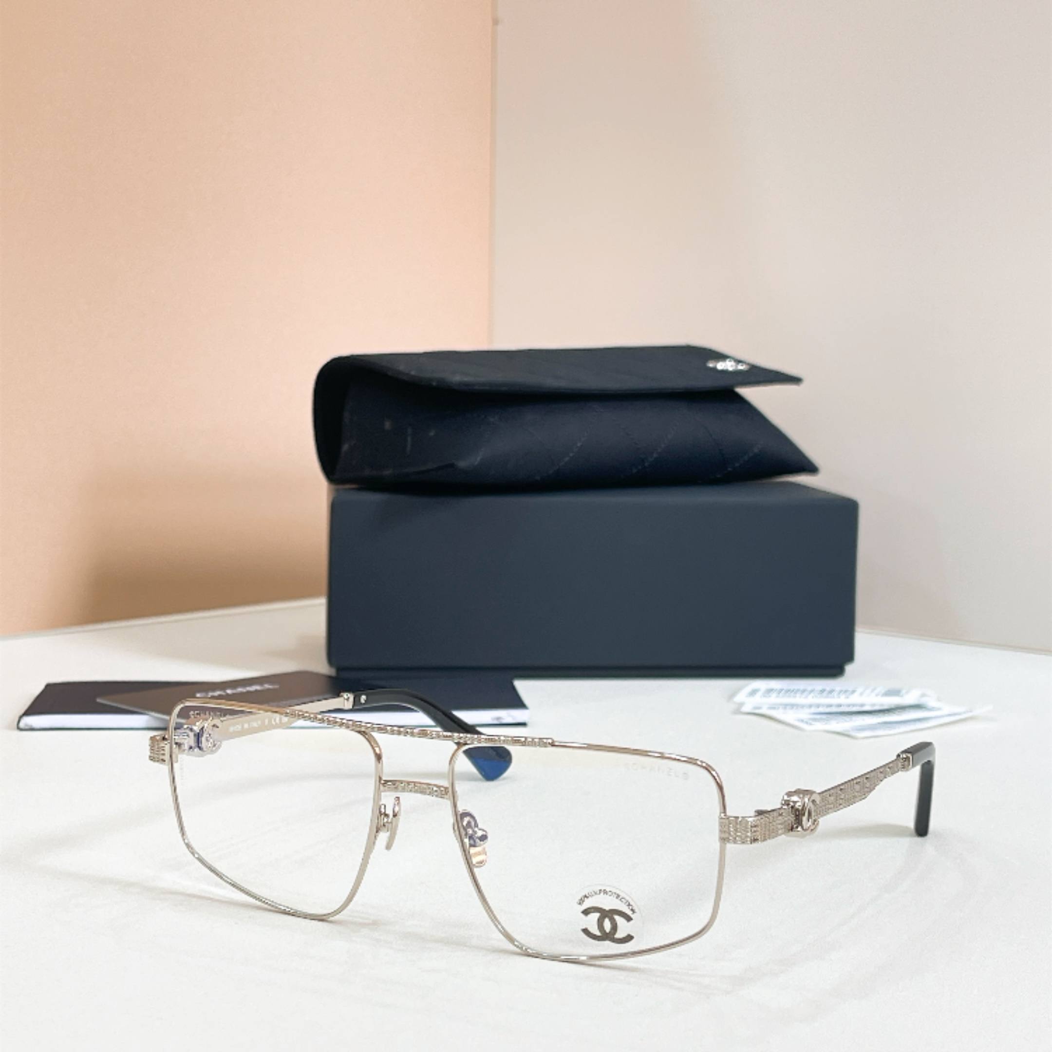CHANEL Sunglasses - CH2229