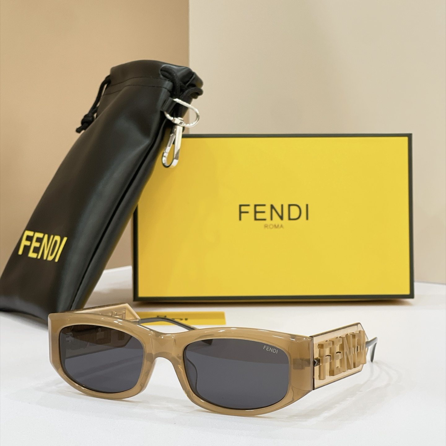 FENDI Sunglasses - FE4087