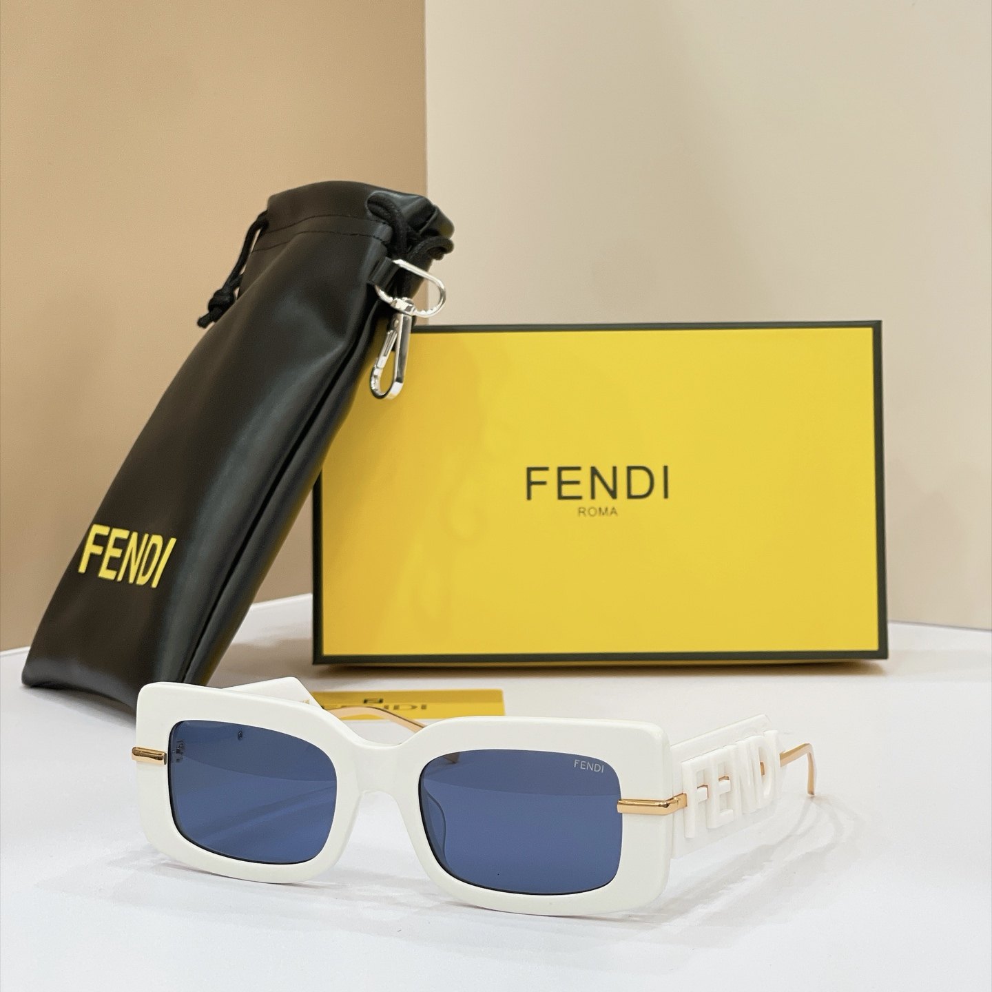 FENDI Sunglasses - F0L085V1RF1PEA