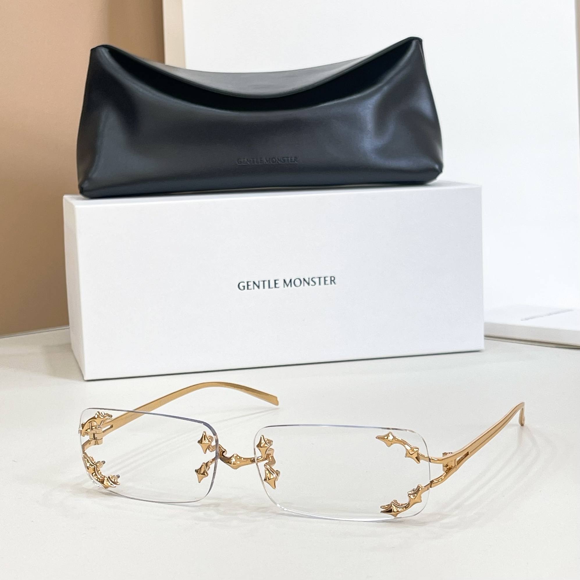 Gentle Monster Sunglasses - MOSH