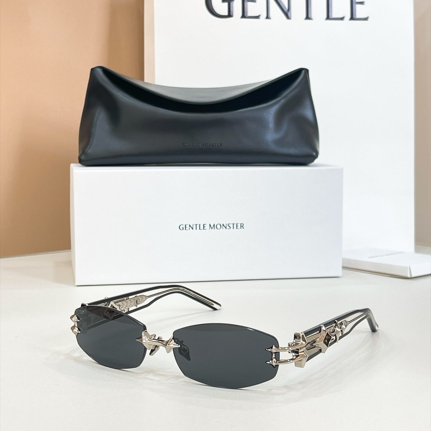 Gentle Monster Sunglasses - MANIFEST
