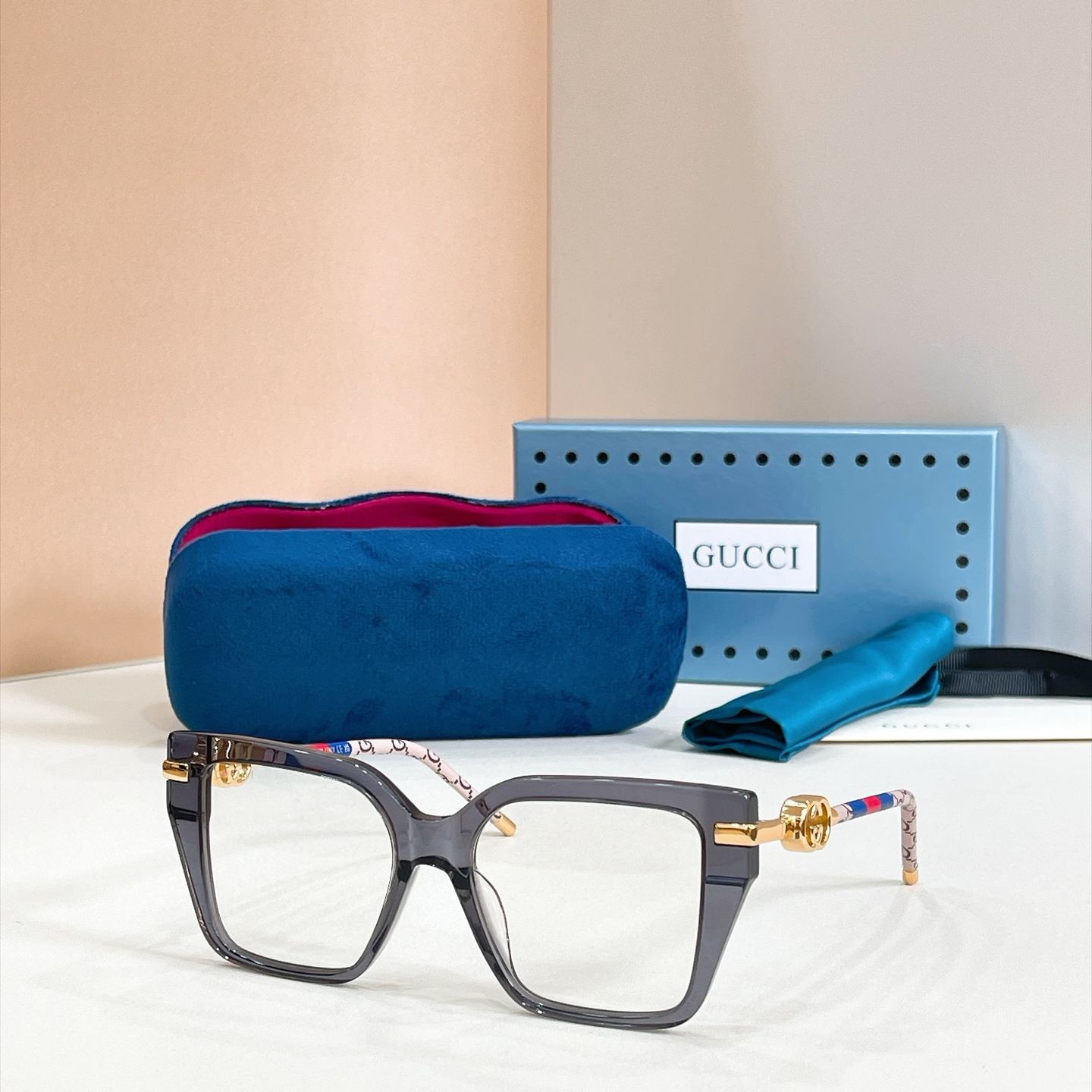 GUCCI Sunglasses - GG2342S