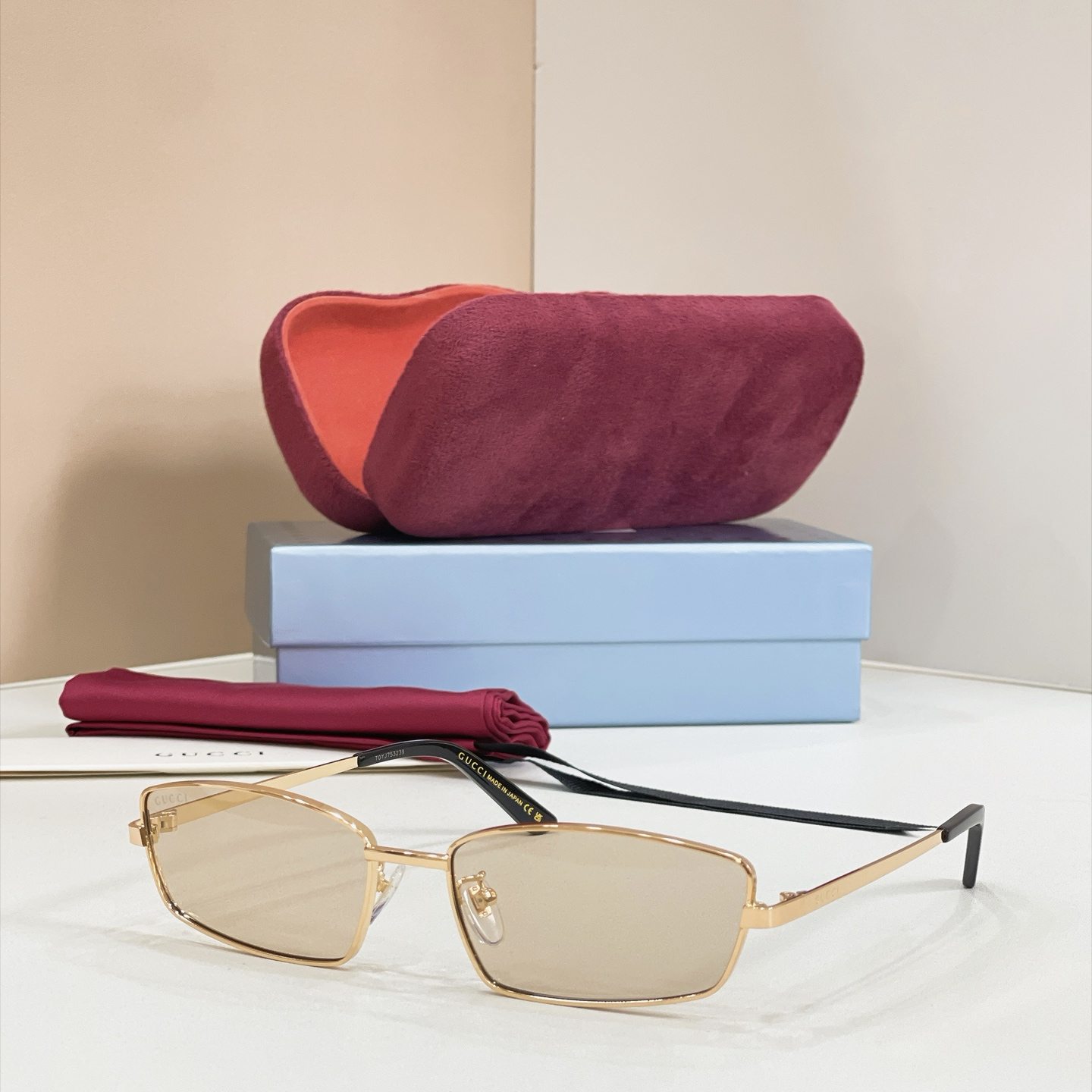 GUCCI Sunglasses - GG2177S
