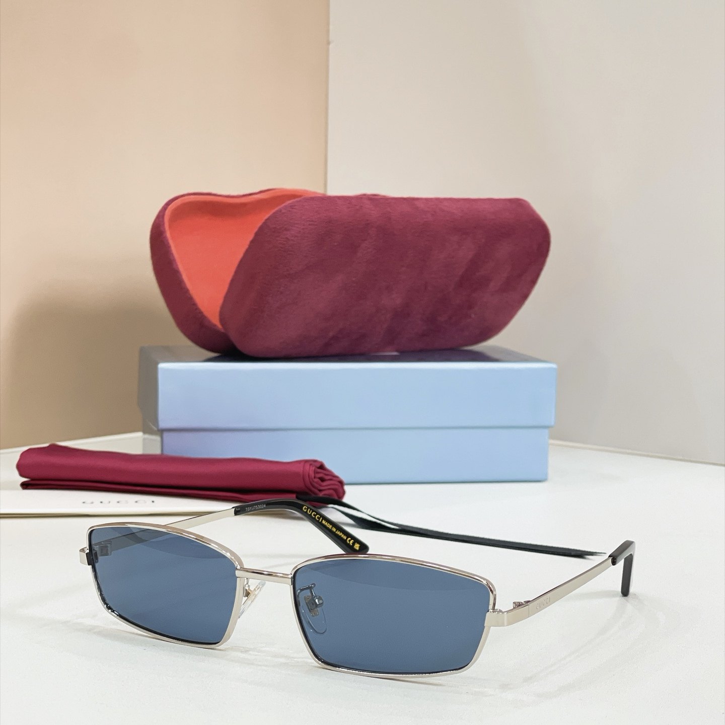 GUCCI Sunglasses - GG2177S