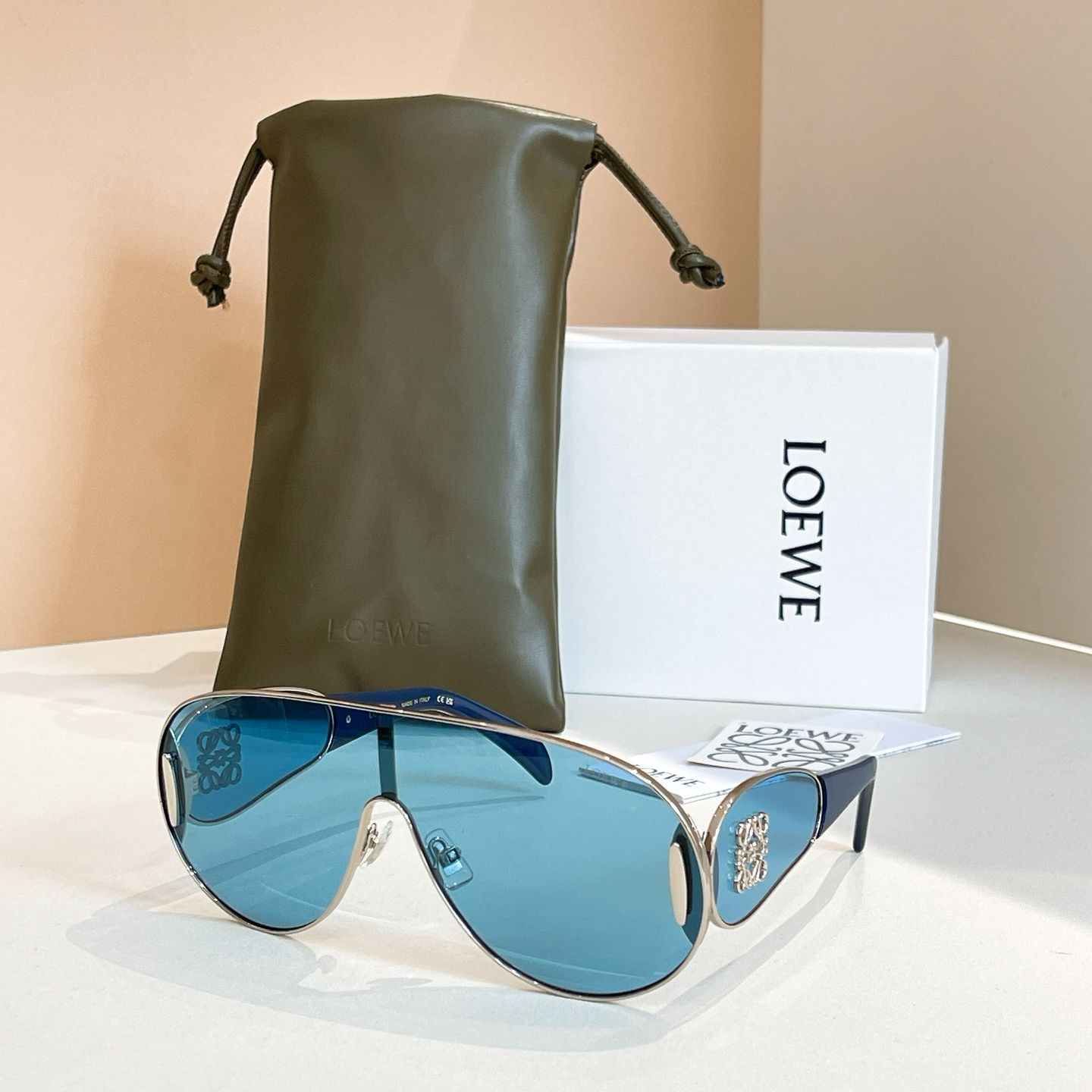 LOEWE Sunglasses - LW5093S
