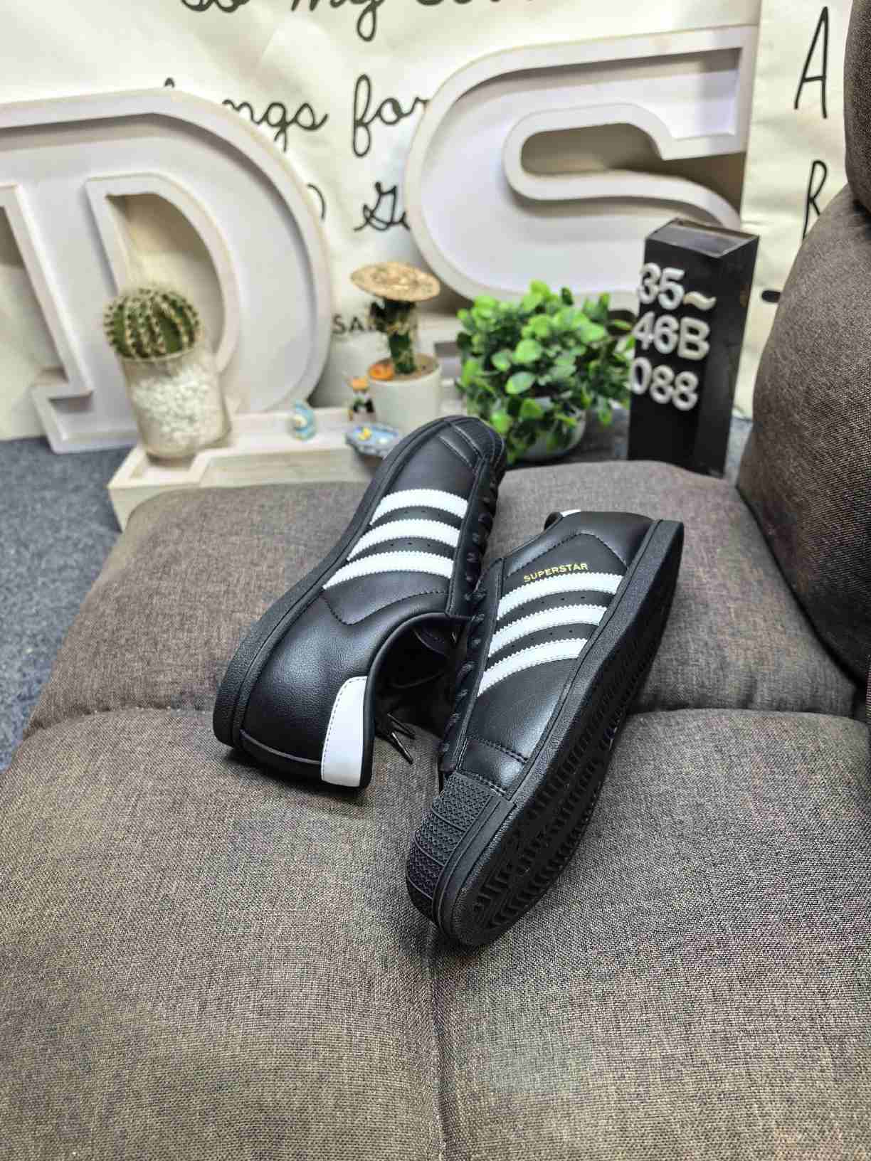 adidas SUPERSTAR LO PRO Shoes