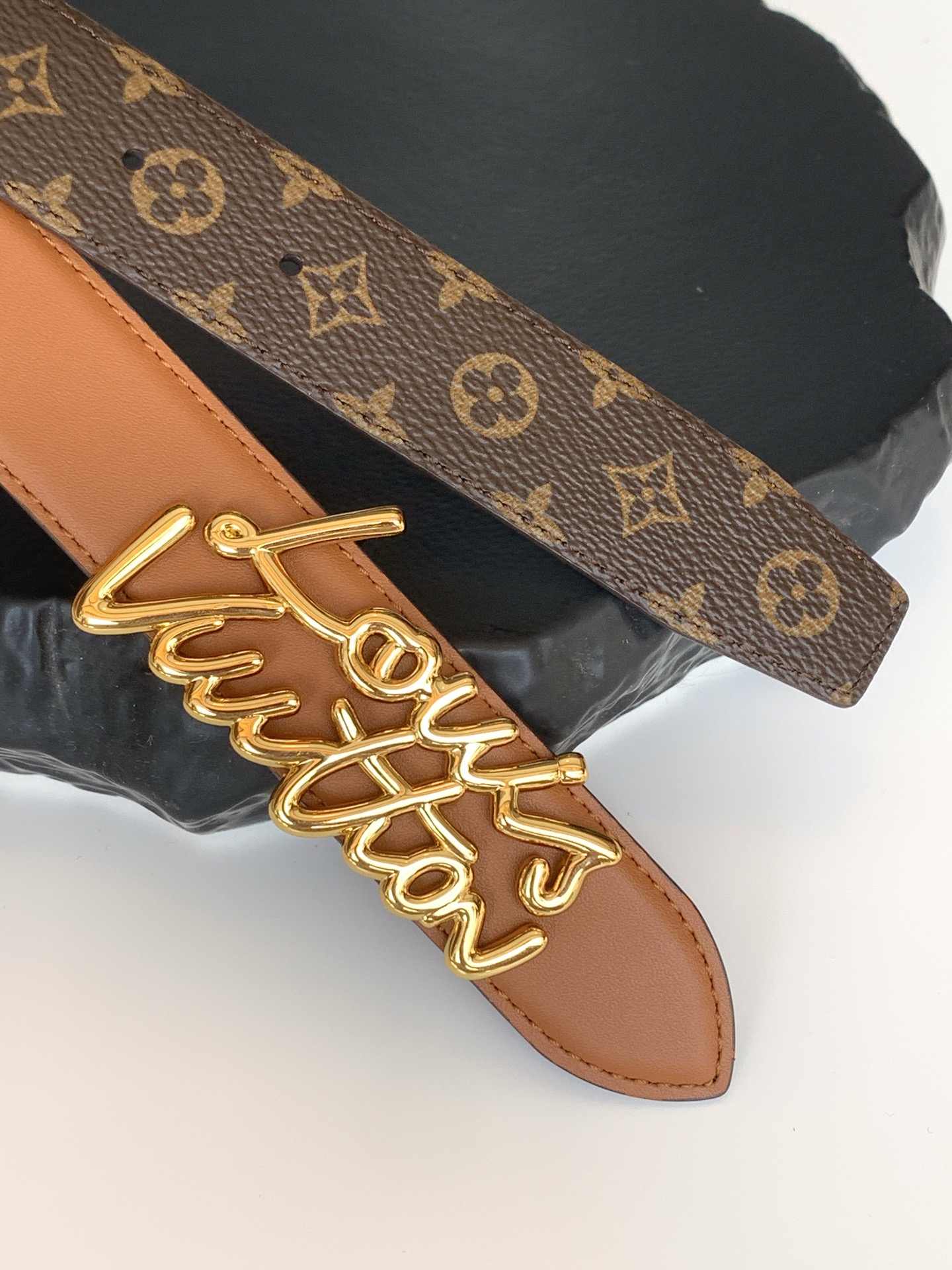 Louis Vuitton Belt – 30mm