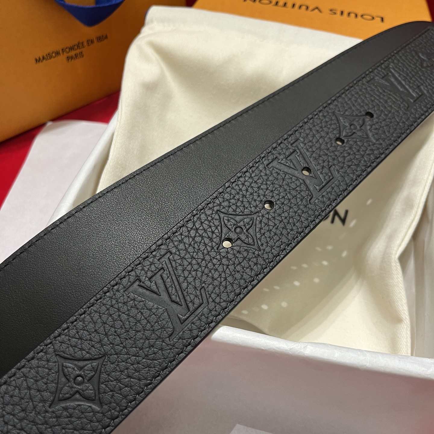 Louis Vuitton Belt – 40mm