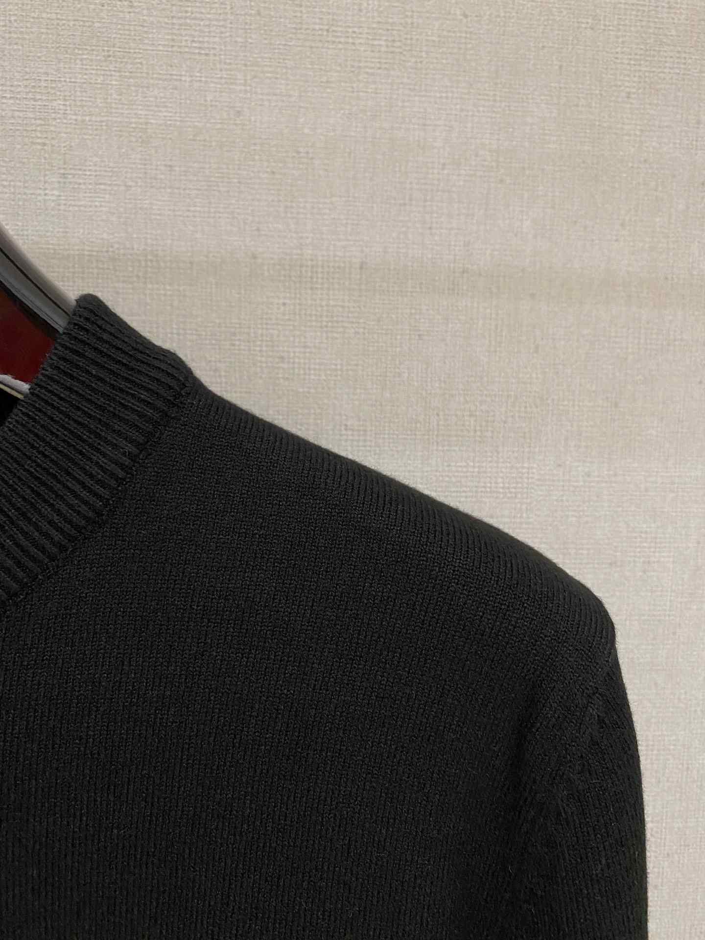 Moncler Logo Wool Sweater