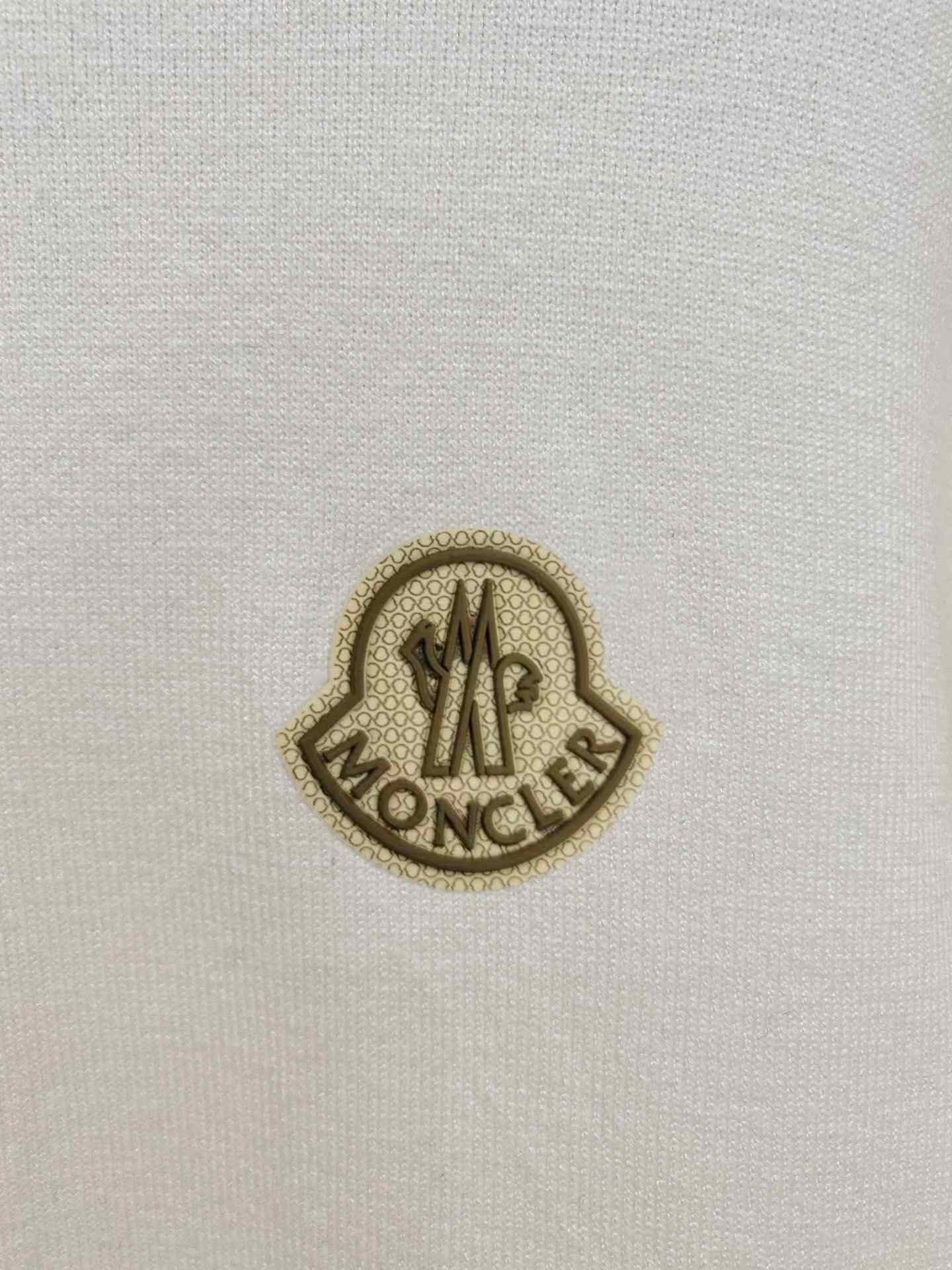Moncler Logo Wool Sweater