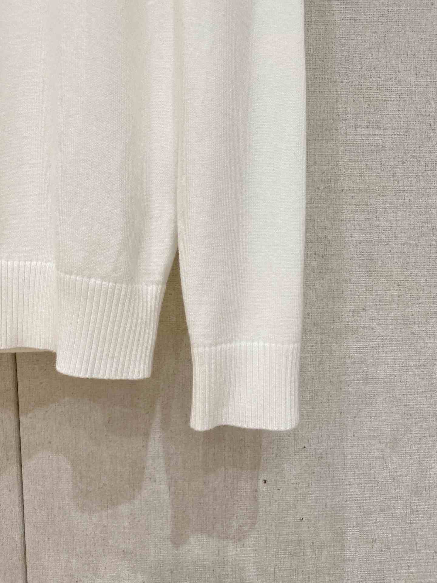 Moncler Logo Wool Sweater