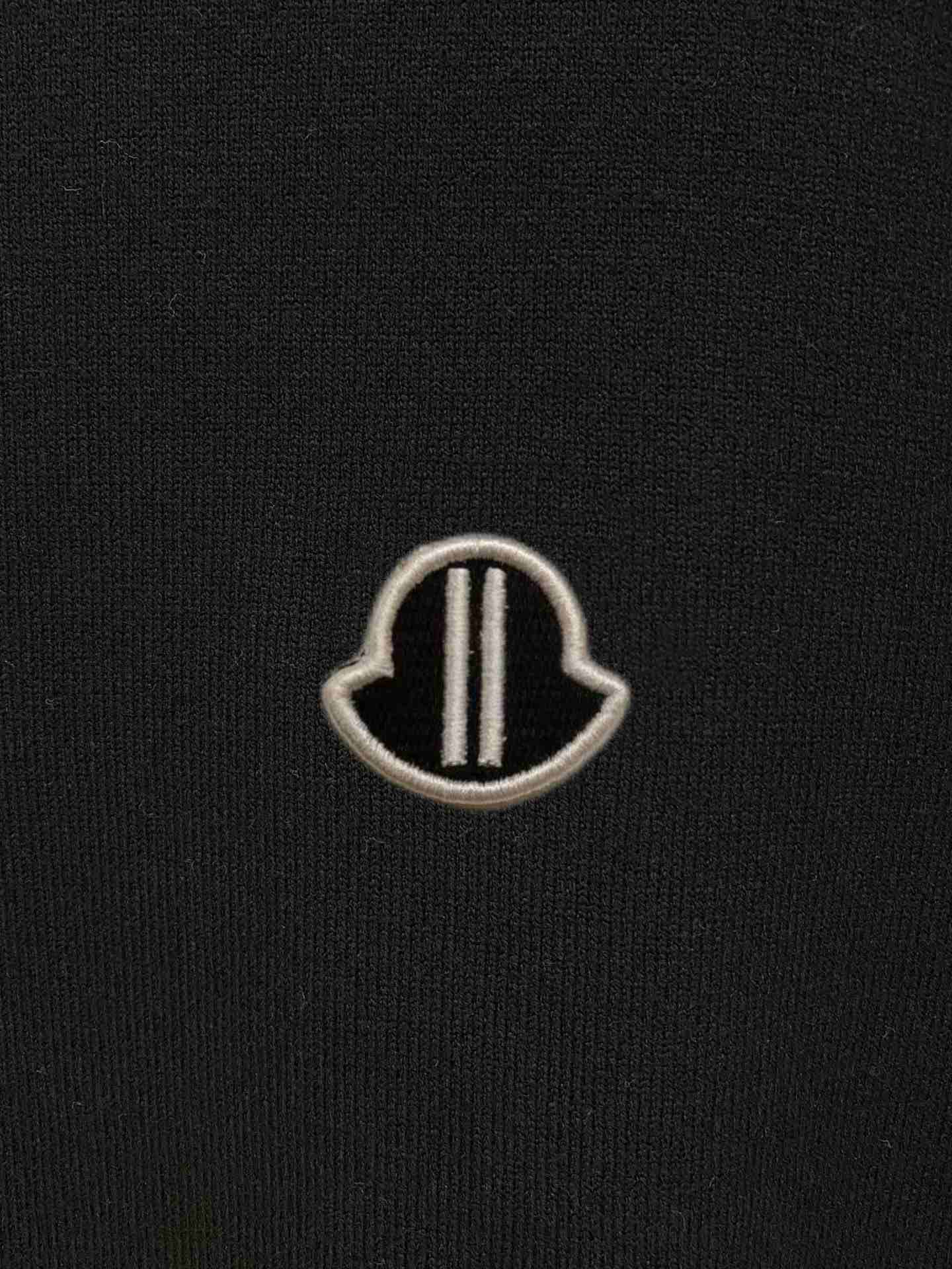 Moncler Logo Wool Sweater