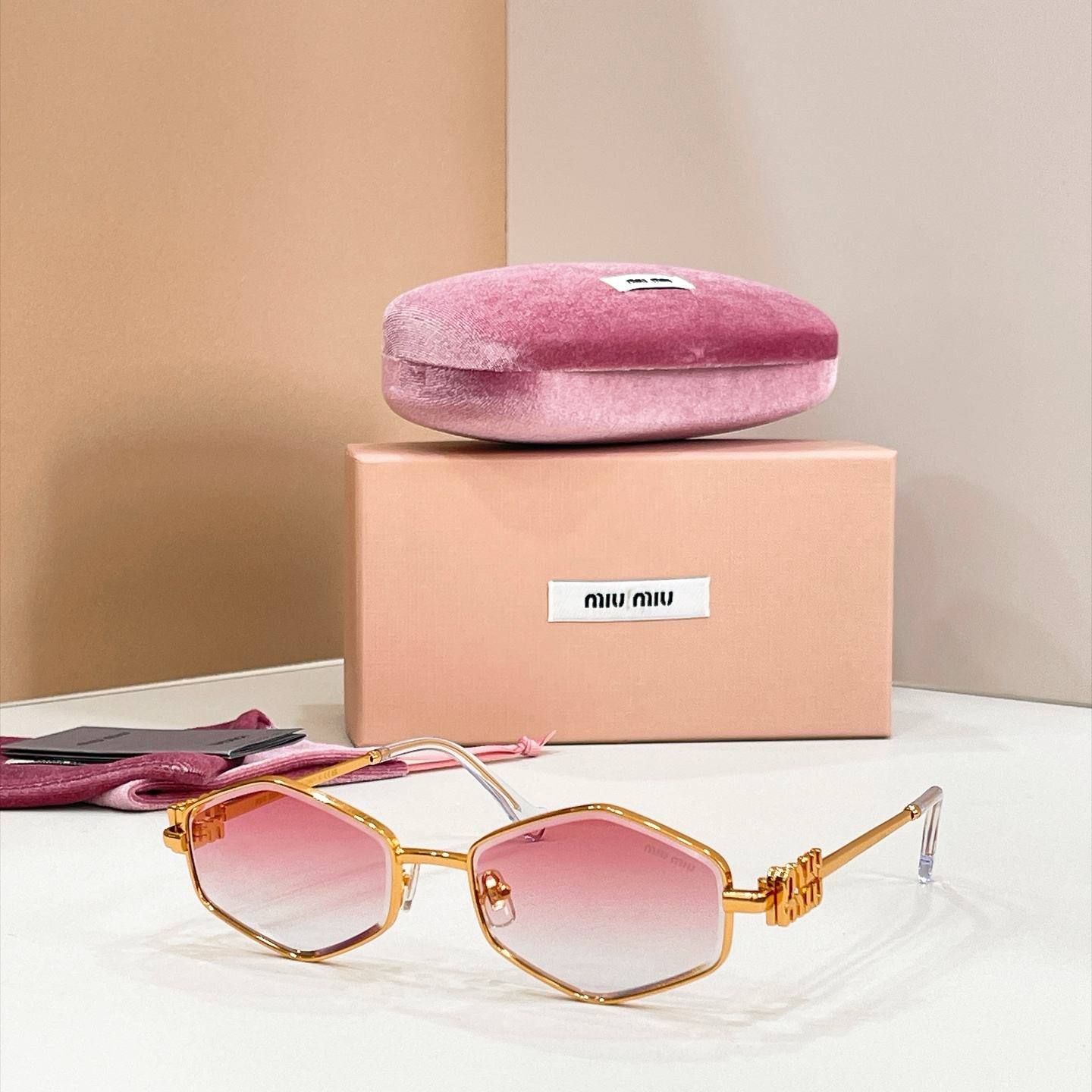 MIU MIU Sunglasses - MU504ZS