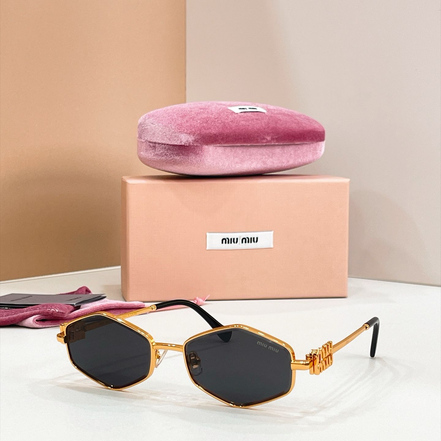MIU MIU Sunglasses - MU504ZS