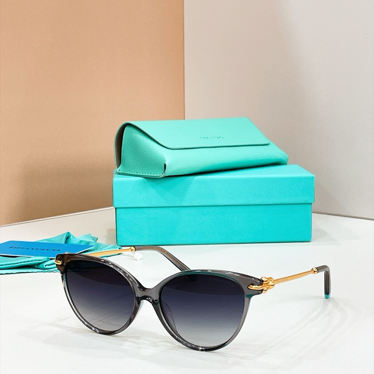 TIFFANY&Co Sunglasses - OTF2217