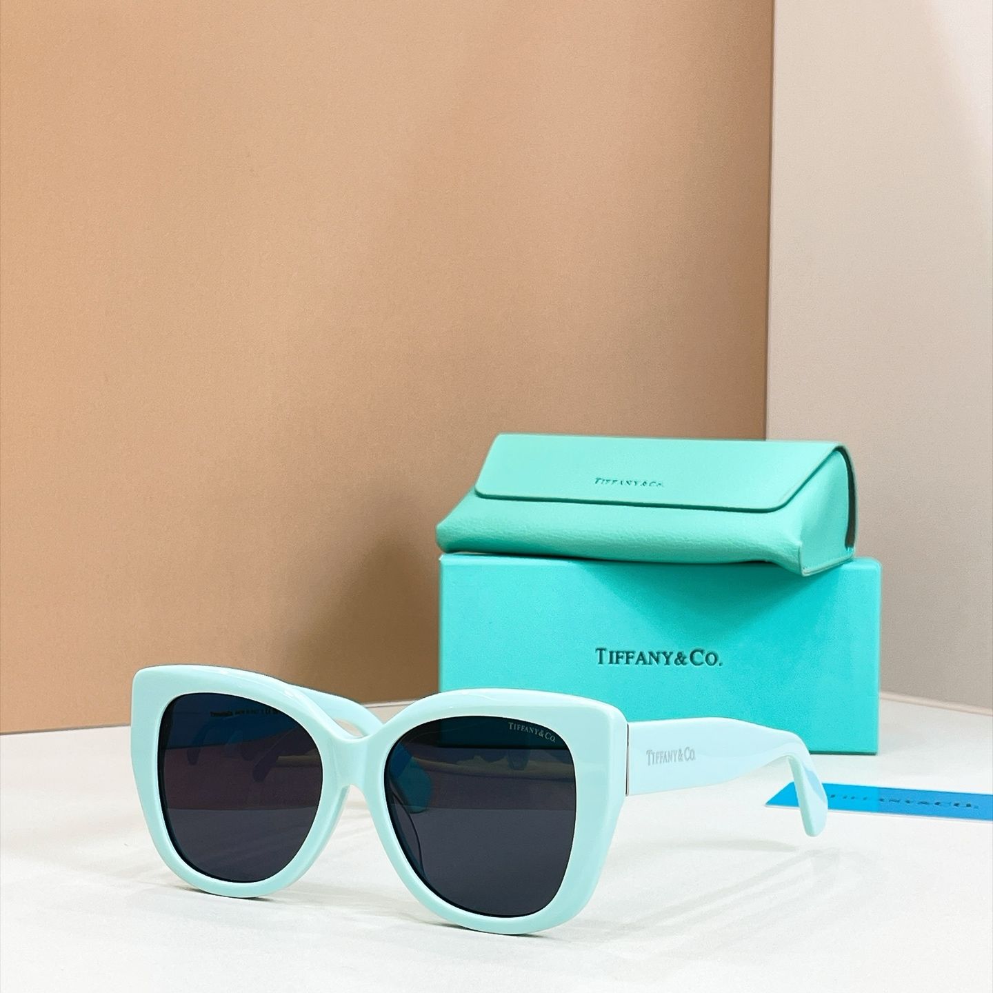TIFFANY&Co Sunglasses - TF5023