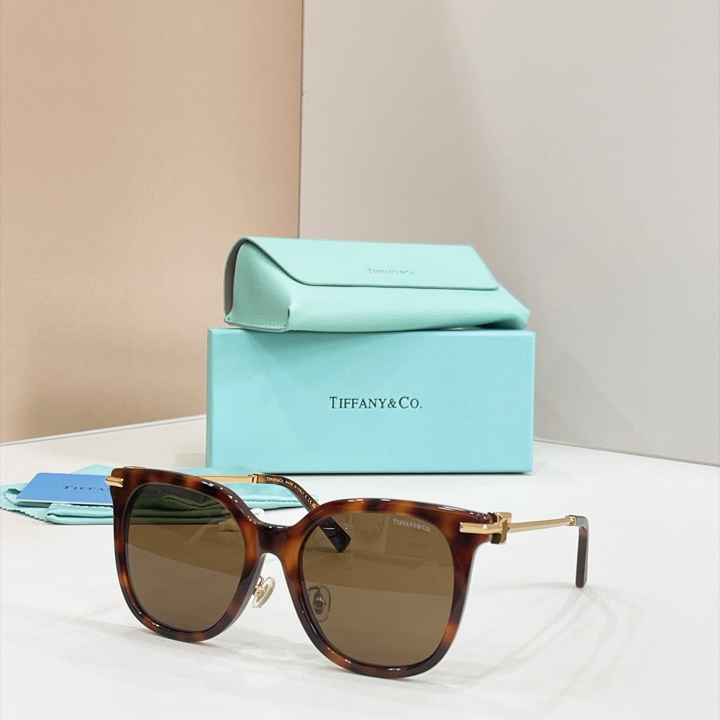 TIFFANY&Co Sunglasses - TF5006