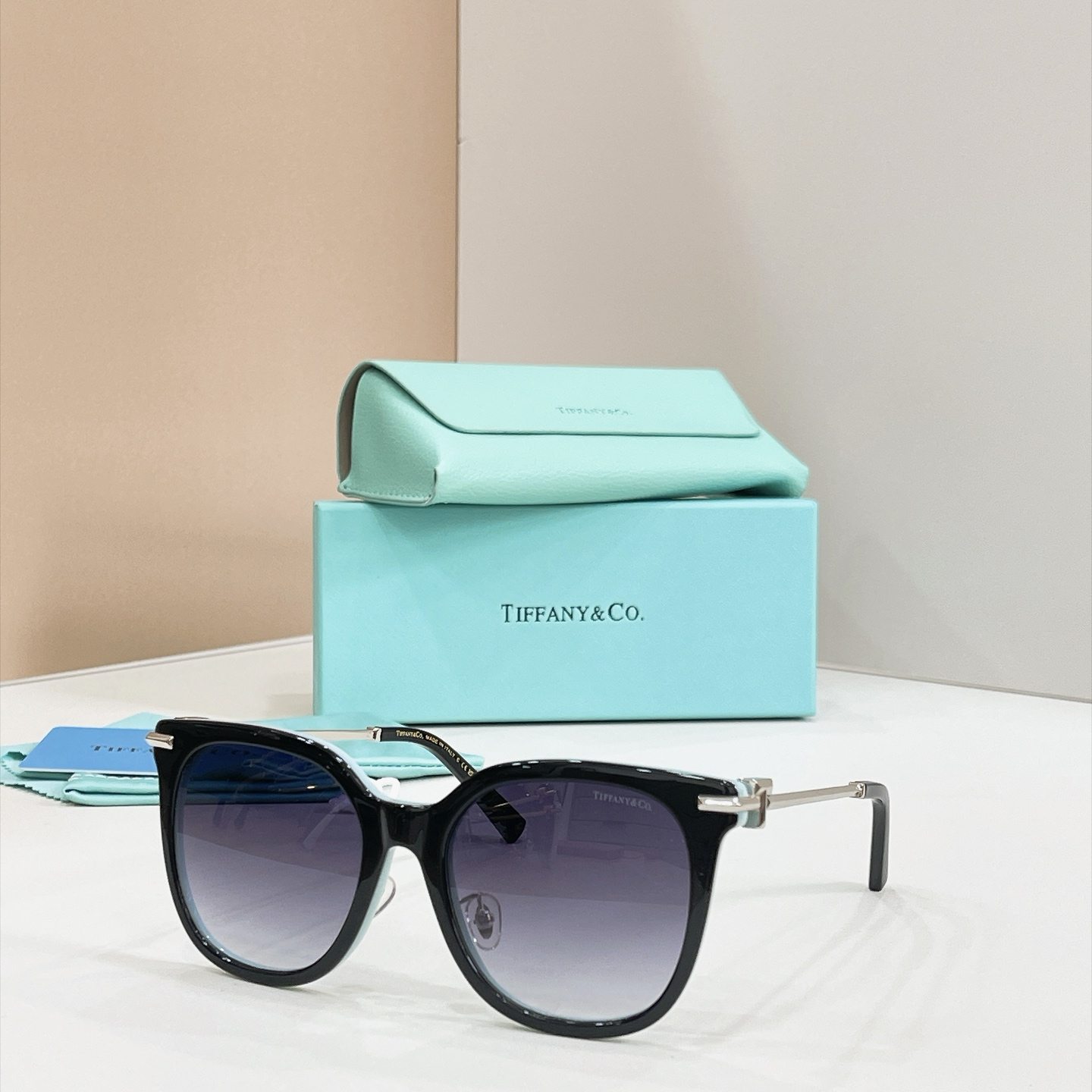 TIFFANY&Co Sunglasses - TF5006