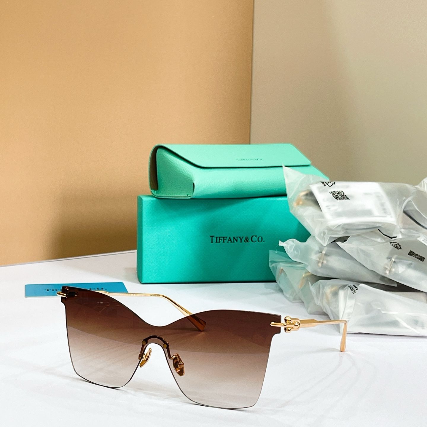 TIFFANY&Co Sunglasses - TF3103K