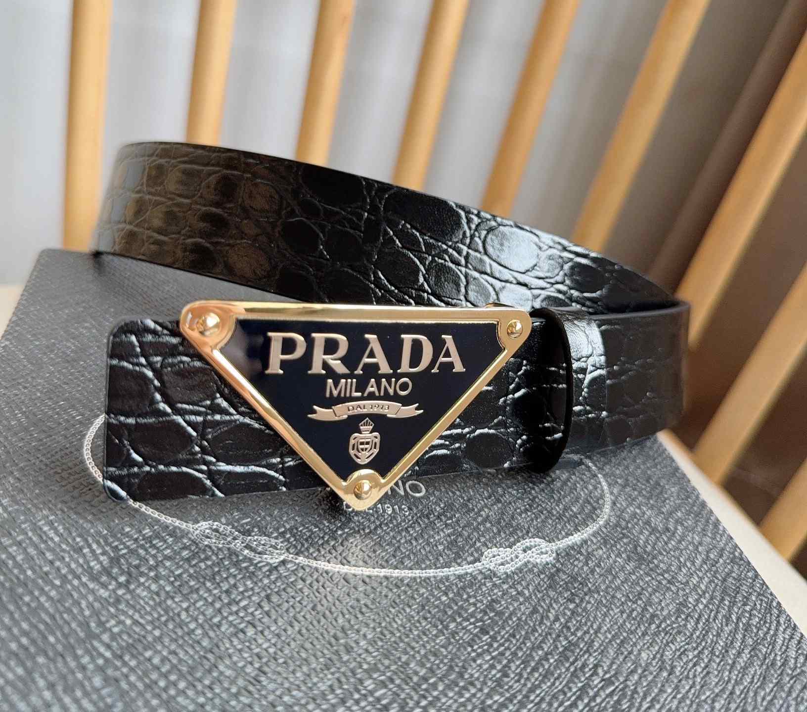Prada Belt – 35mm