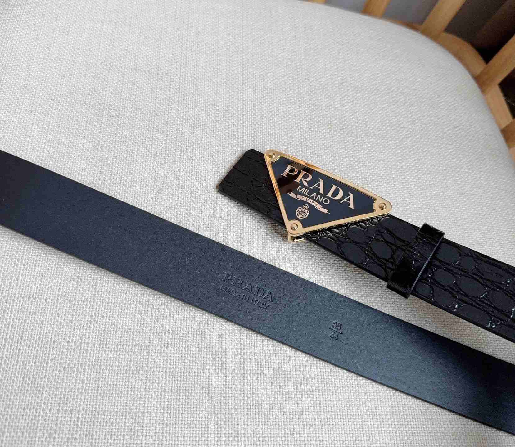 Prada Belt – 35mm