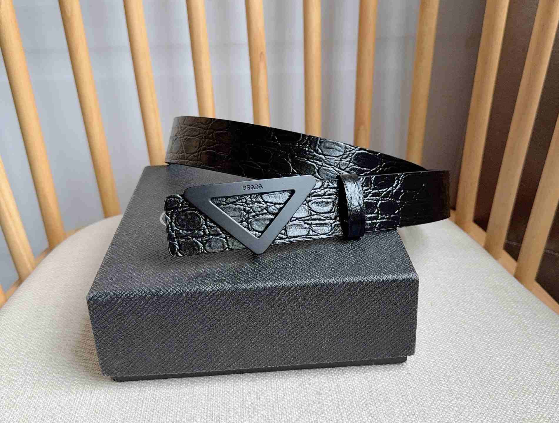 Prada Belt – 35mm