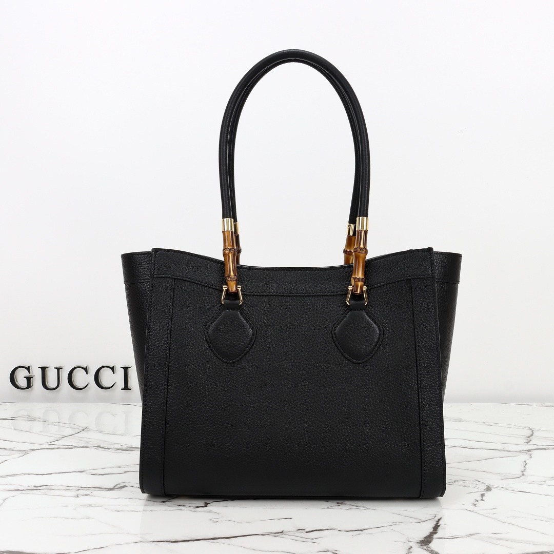 Gucci Bamboo Tote Medium — A005YB