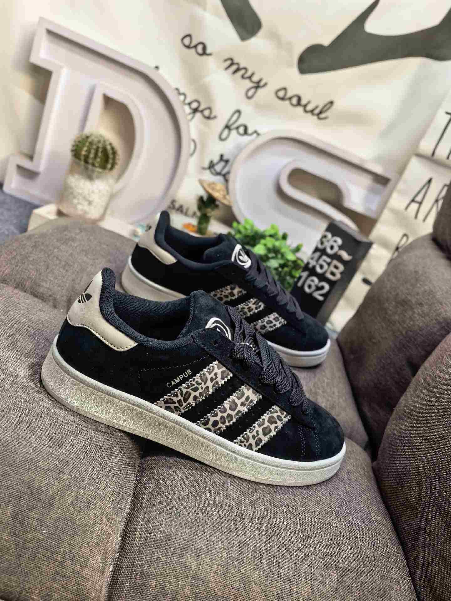 adidas CAMPUS 00s TKO Shoes