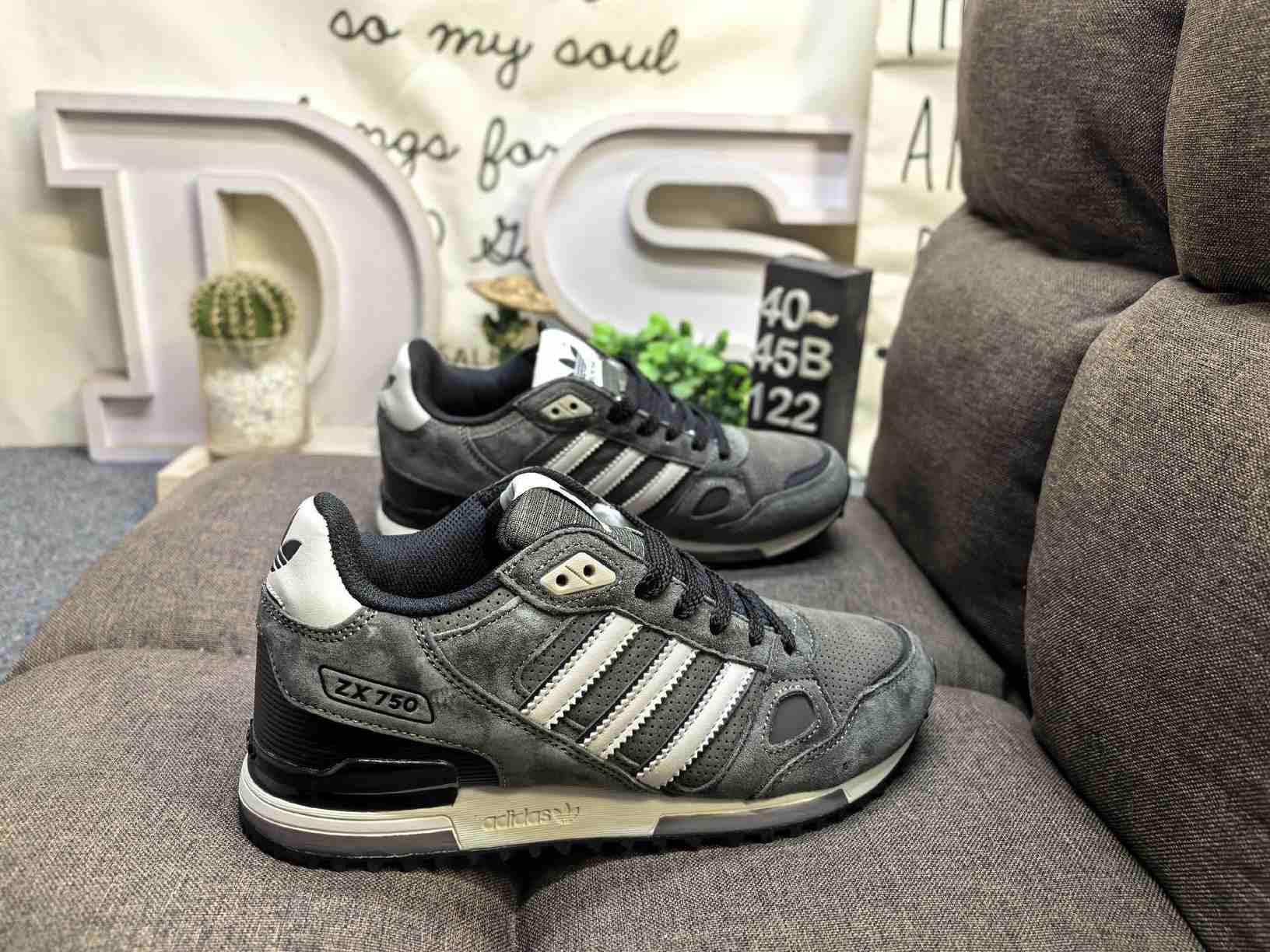adidas ZX 750 Hd Shoes