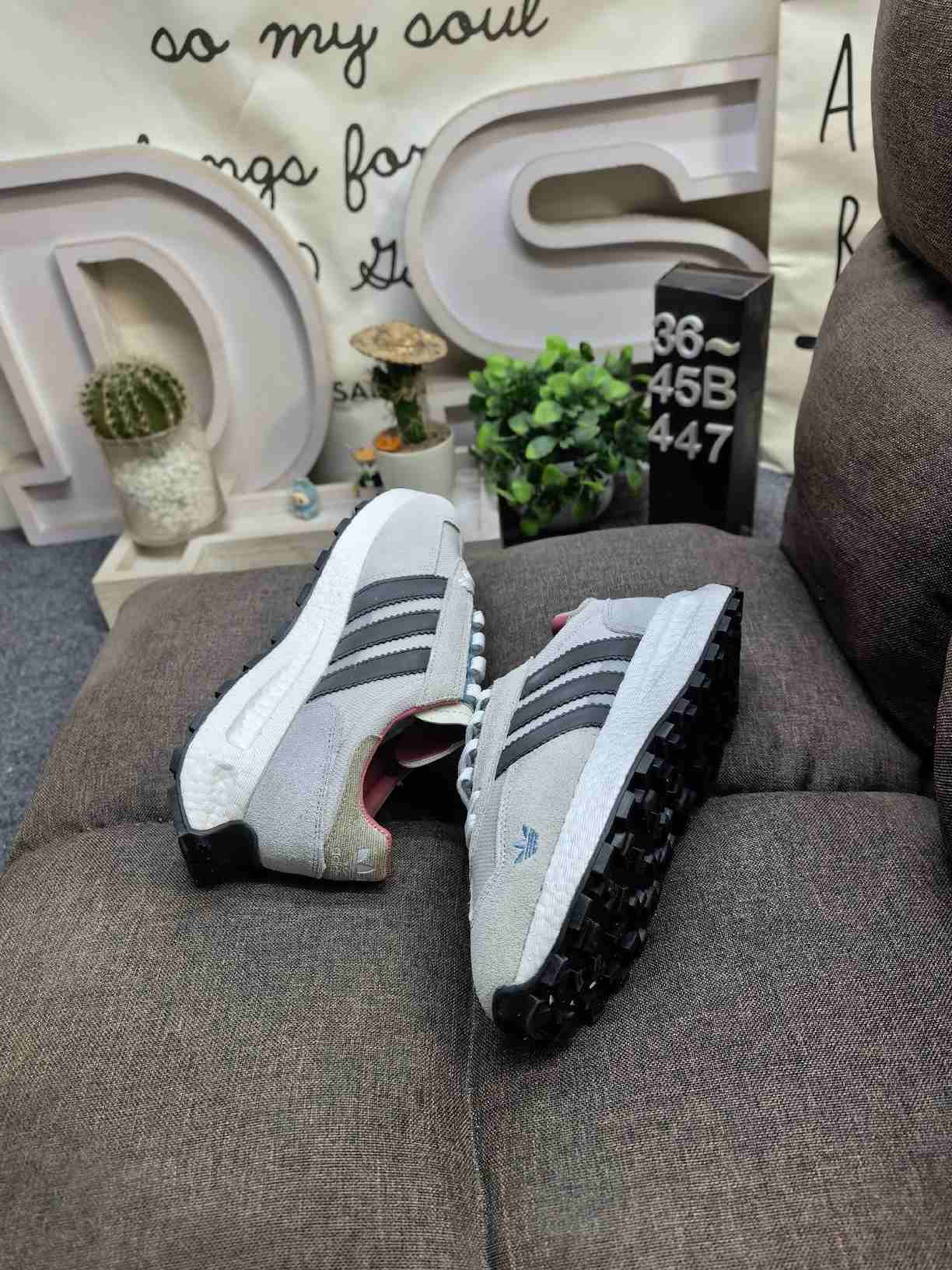 adidas RETROPY E5 Shoes