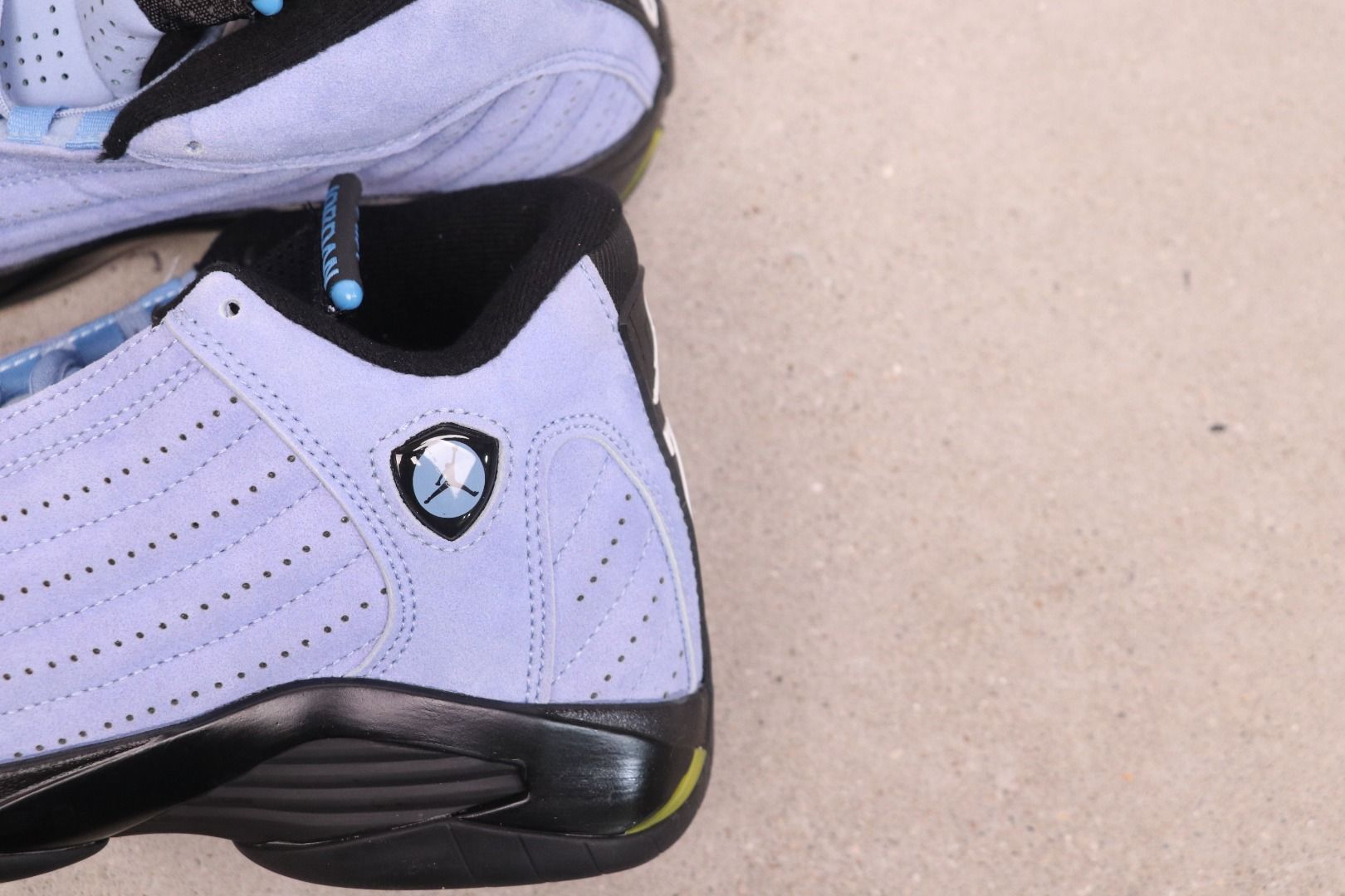 Air Jordan 14 HQ7978-140