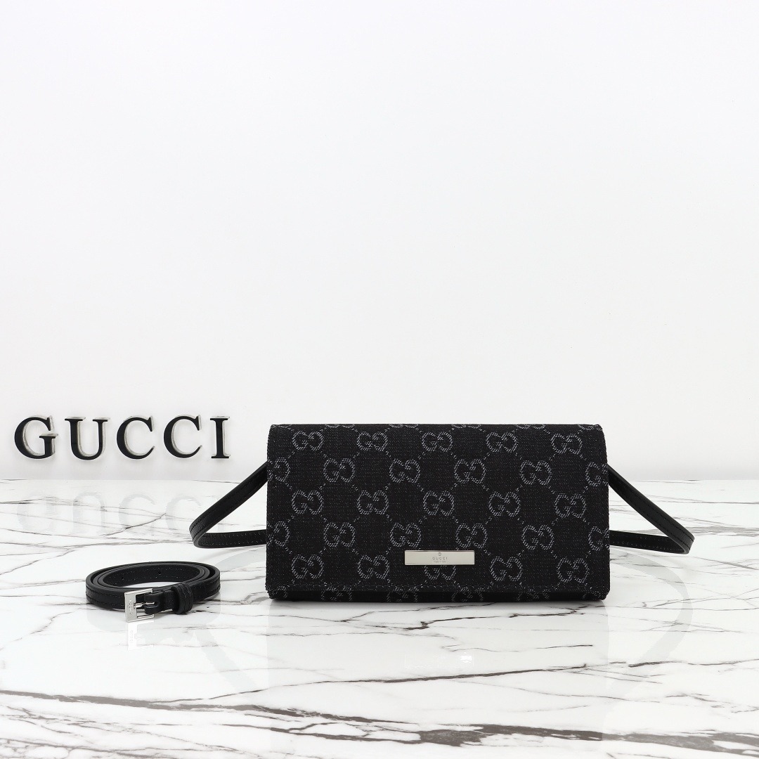 Gucci Small Clutch with Strap — A002KG