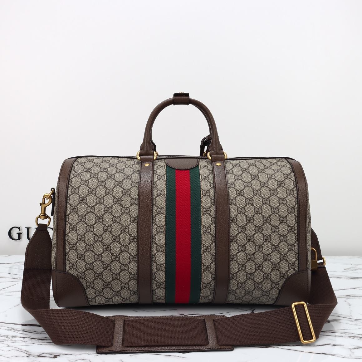 Gucci Savoy Medium Duffle Bag — 724642