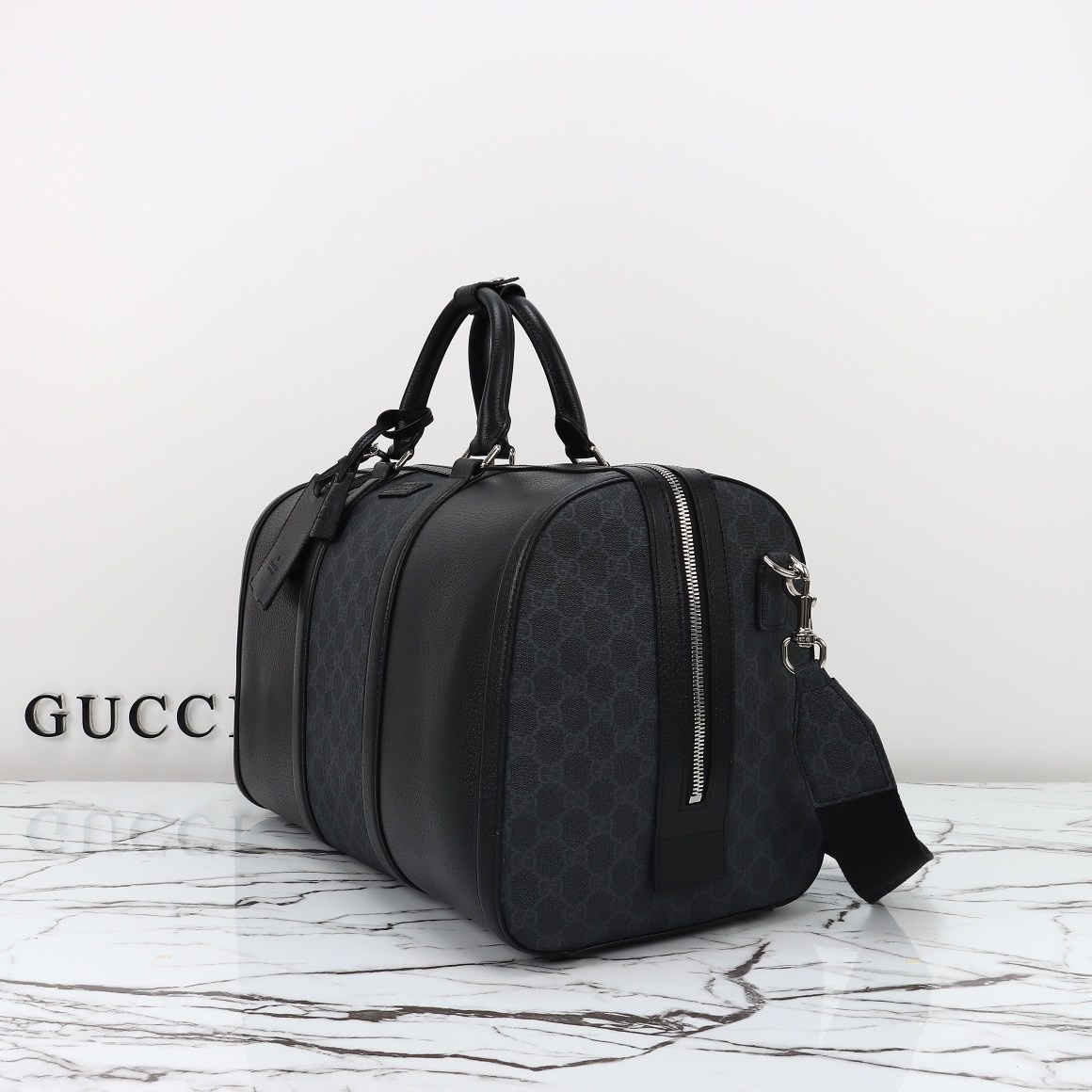 Gucci GG Medium Duffle Bag — 795458