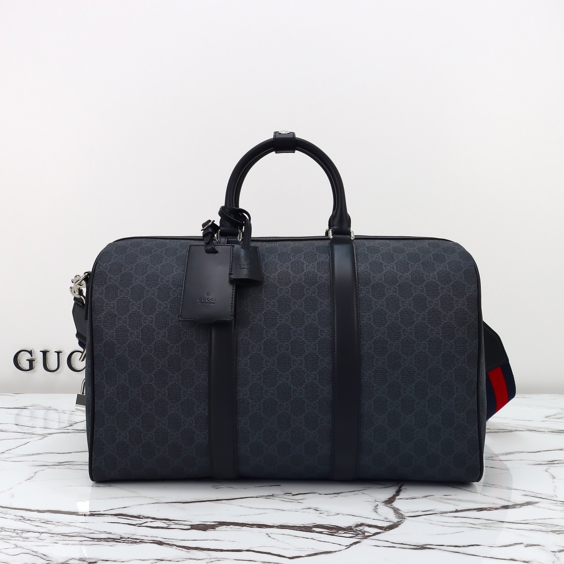 Gucci GG Black Medium Duffle Bag โ 792074