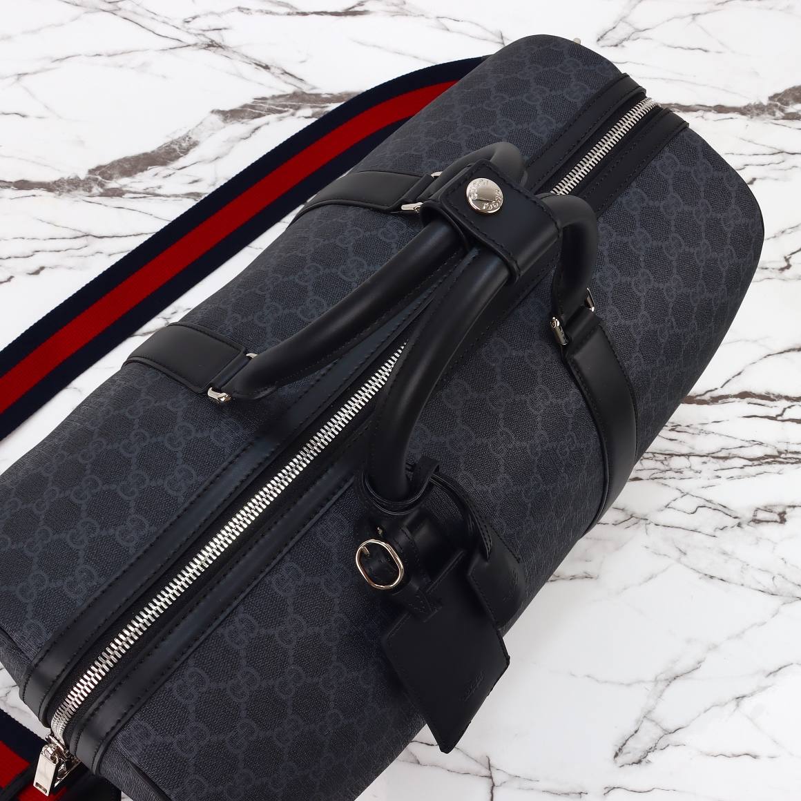 Gucci GG Black Medium Duffle Bag — 792074