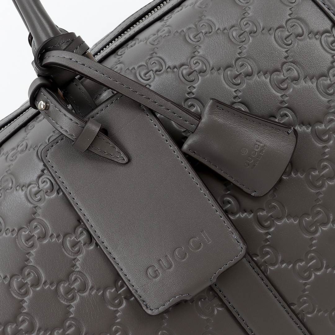Gucci GG Emblem Medium Duffle Bag — 850220