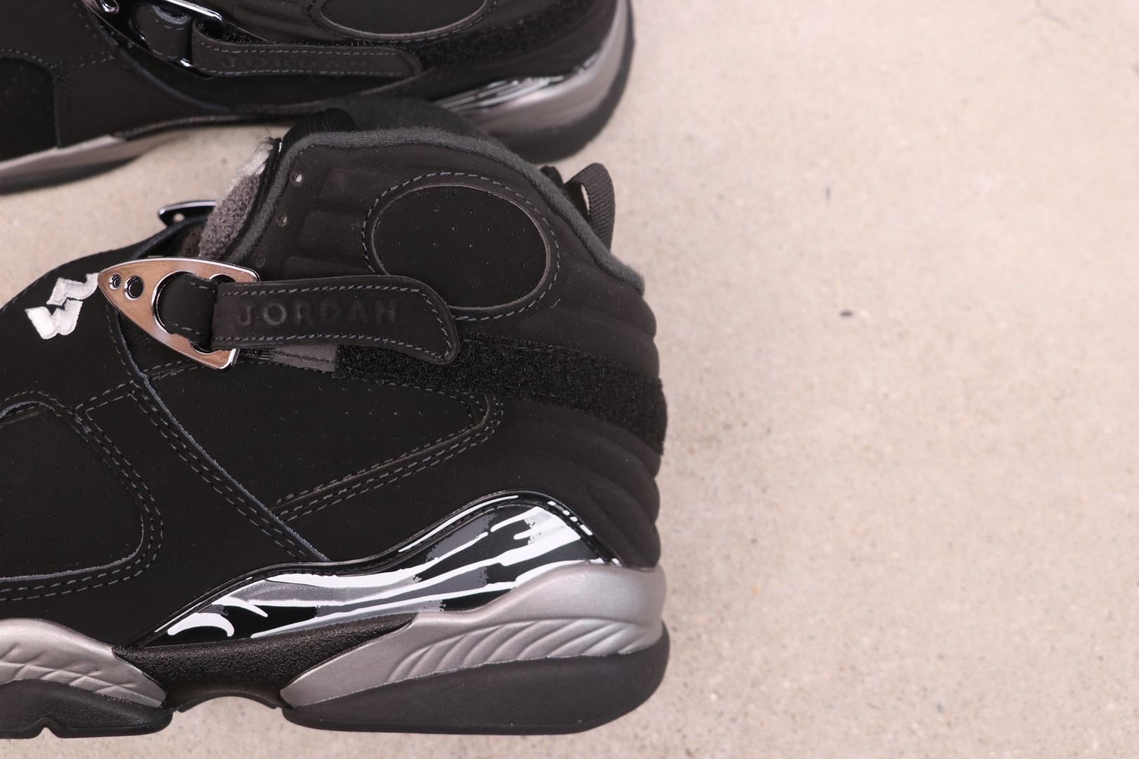 Air Jordan 8 “Chrome” 305381-007