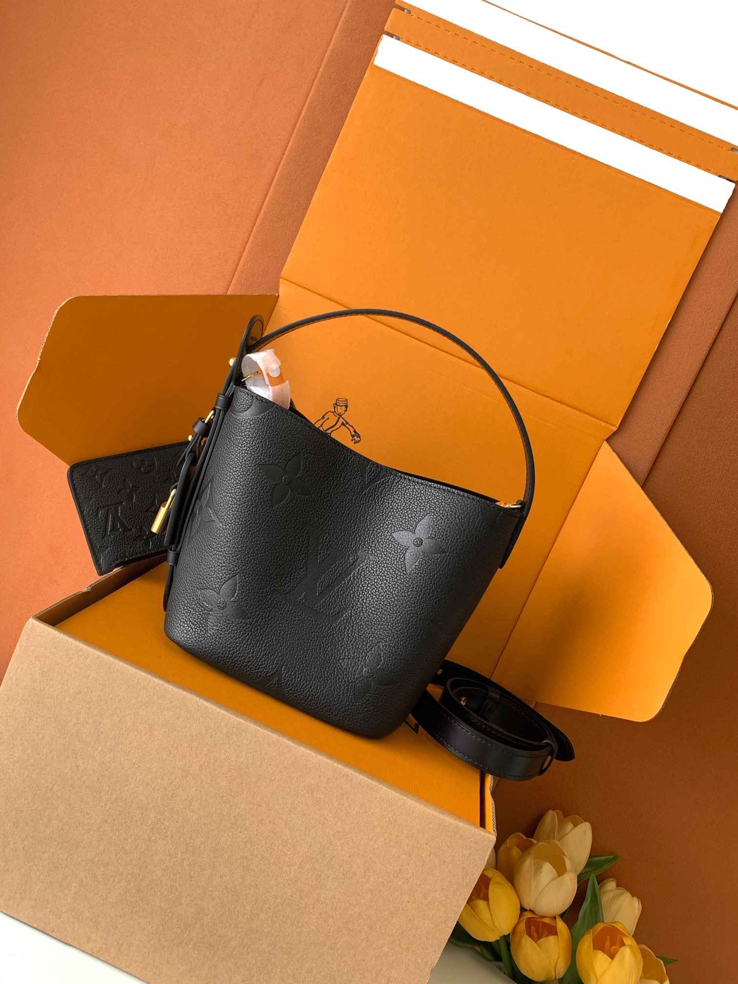 Louis Vuitton All In BB — M13480