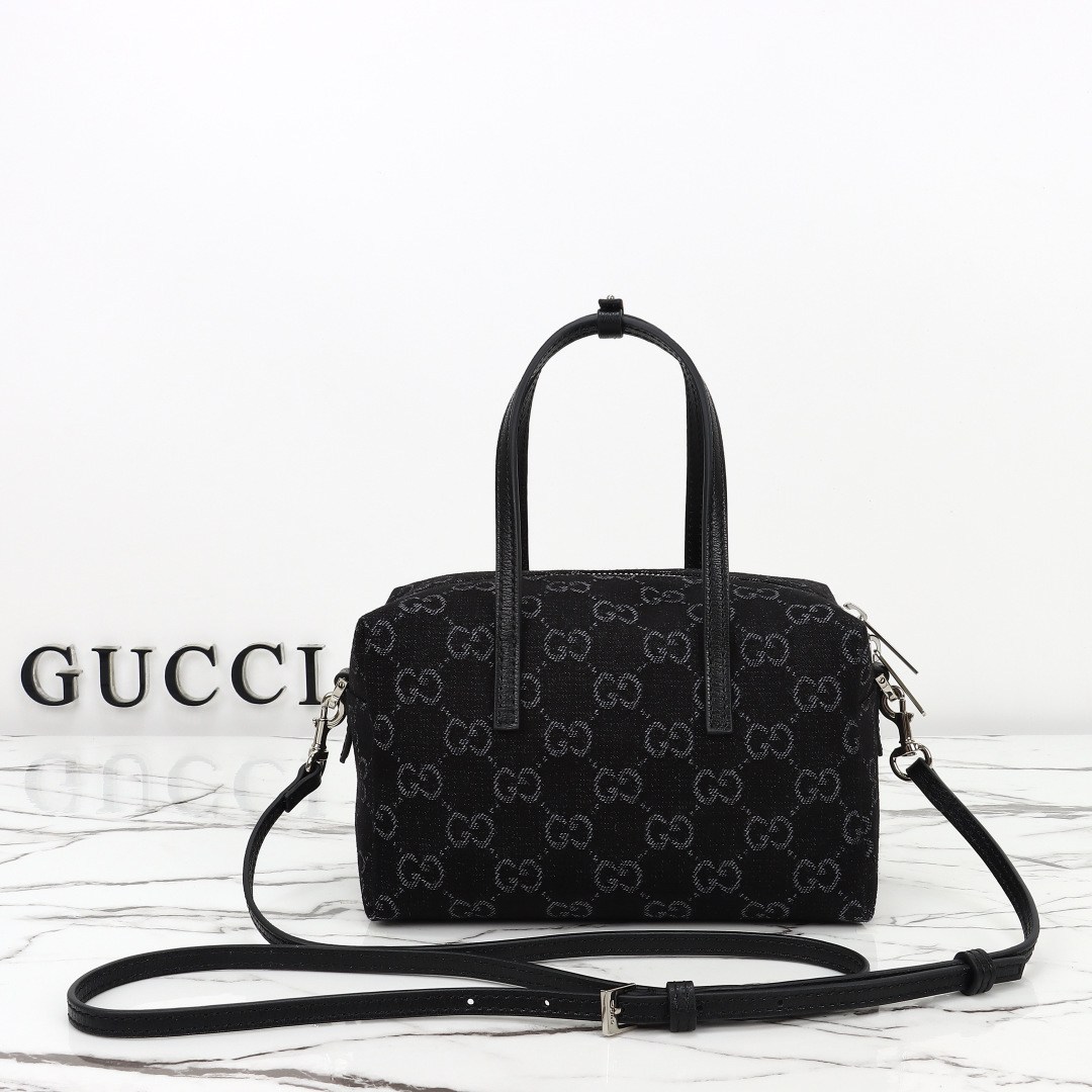 Gucci Small Boston Bag with Gucci Plaque — 875811
