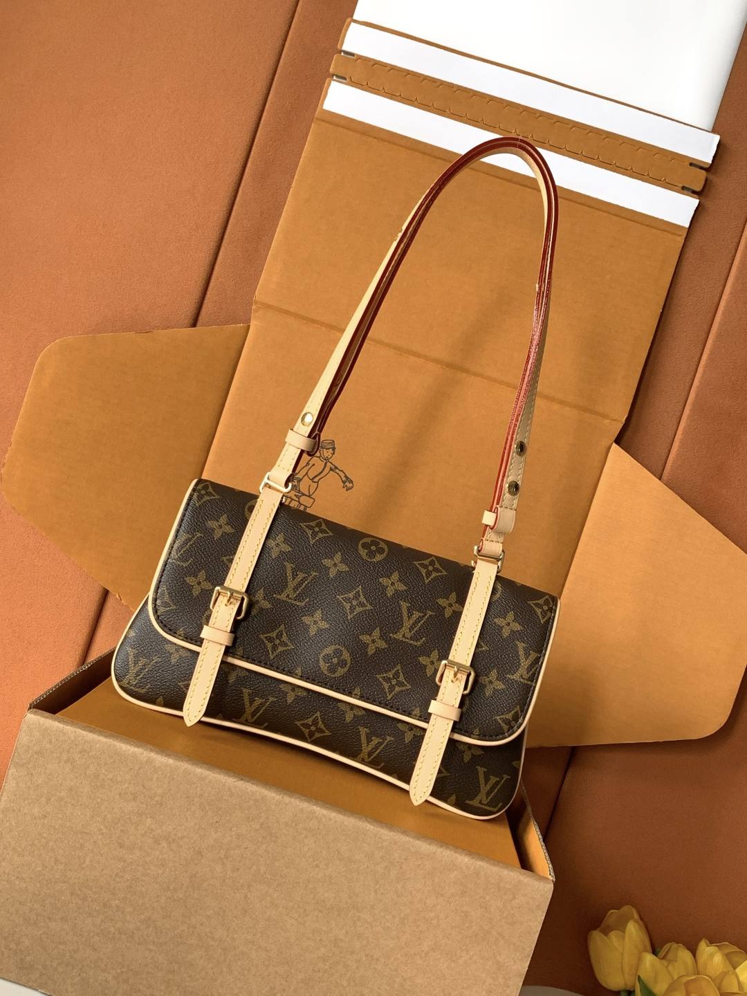 Louis Vuitton Marelle โ M28613