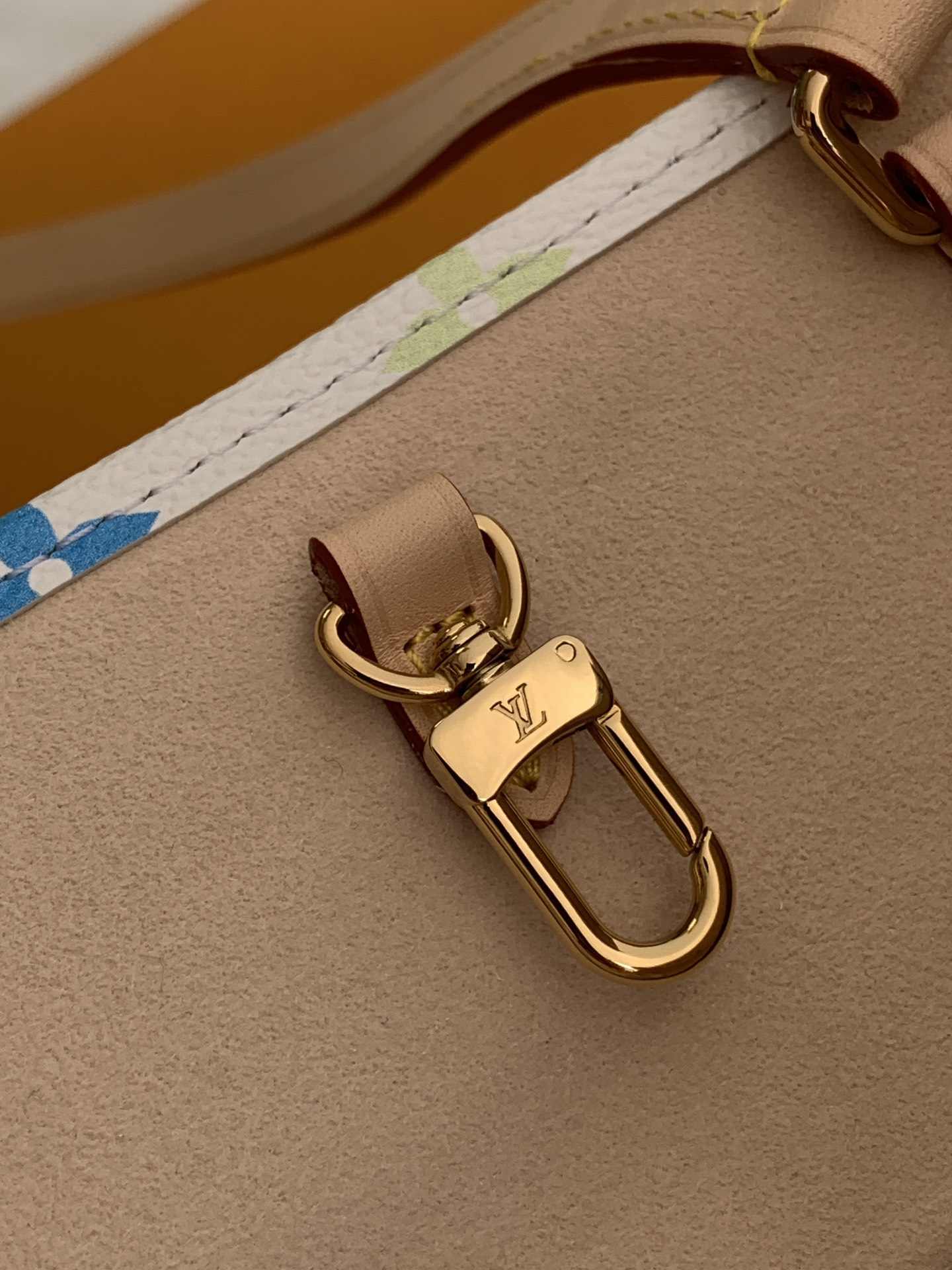 Louis Vuitton LV x TM OnTheGo MM — M13079