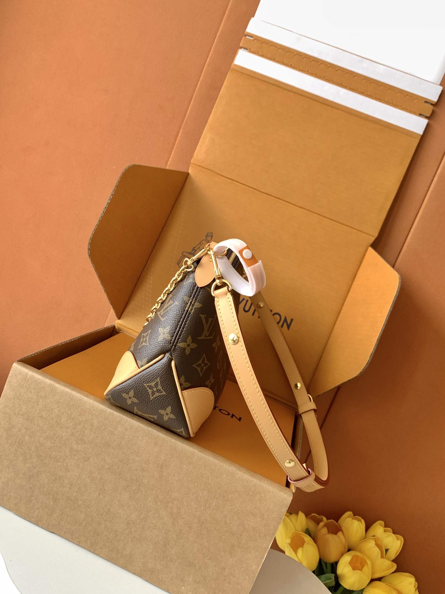 Louis Vuitton Boulogne PM Shoulder Bag, Natural-Tone Trim — M45832