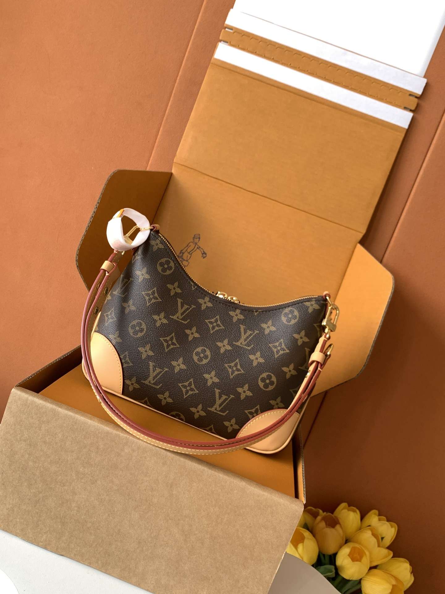 Louis Vuitton Boulogne PM Shoulder Bag, Natural-Tone Trim — M45832